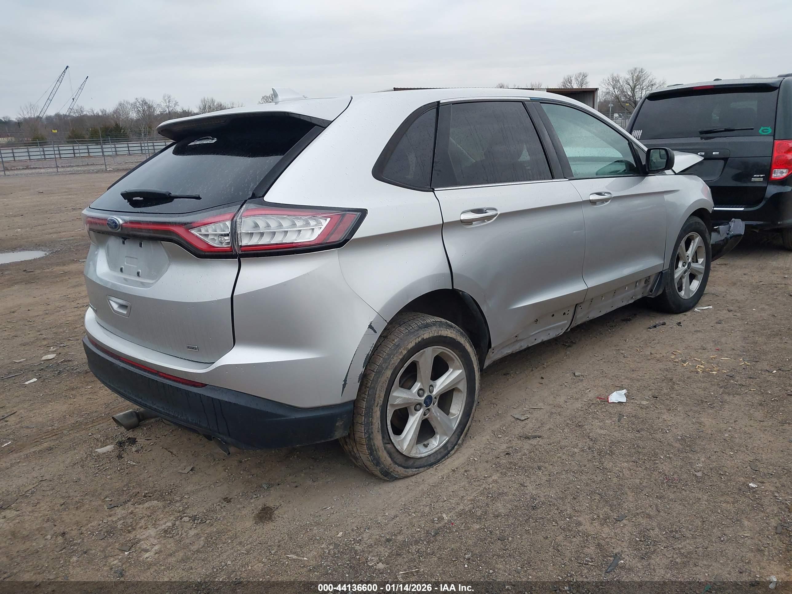 FORD EDGE image 4
