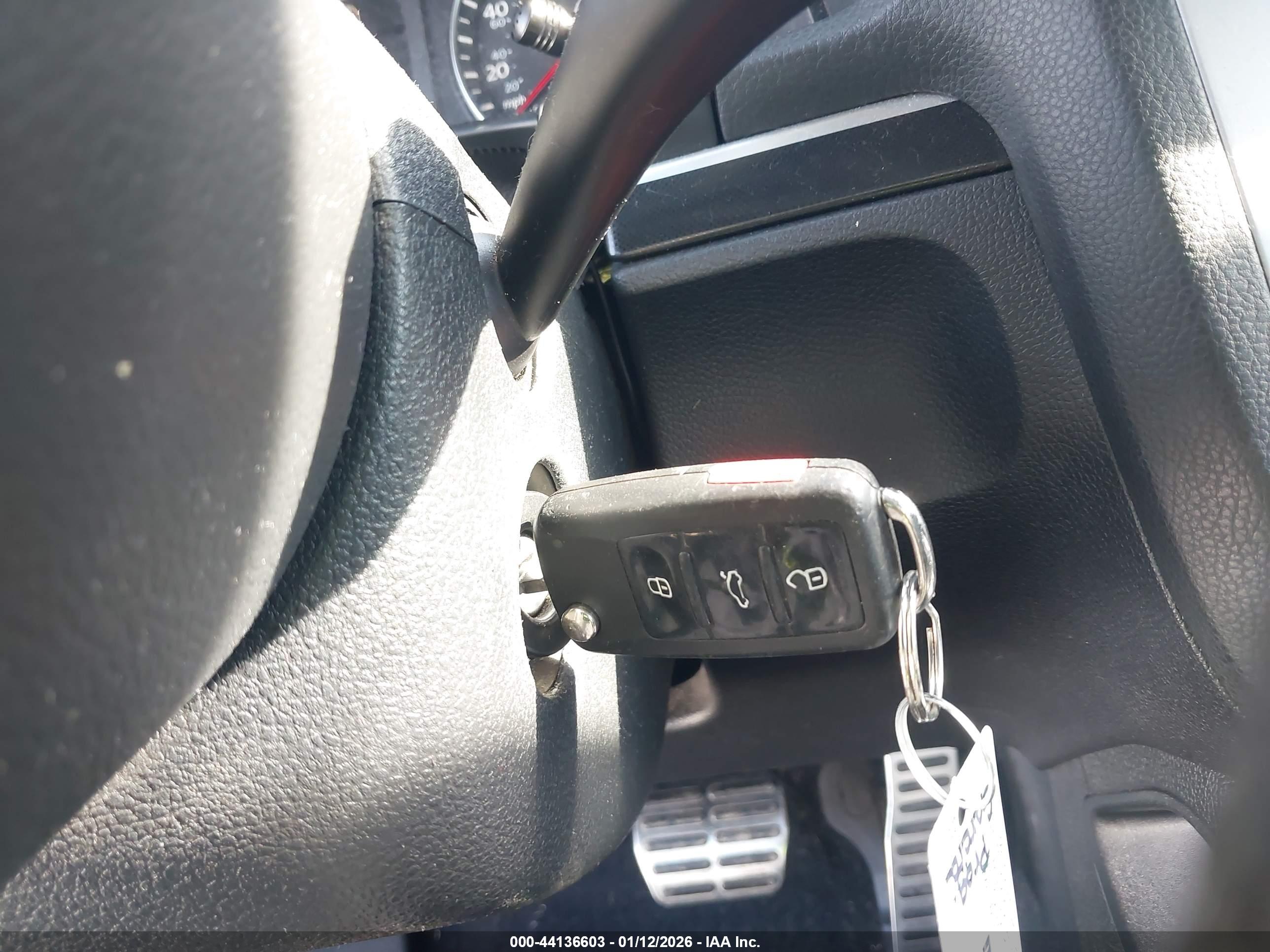 VOLKSWAGEN EOS image 11