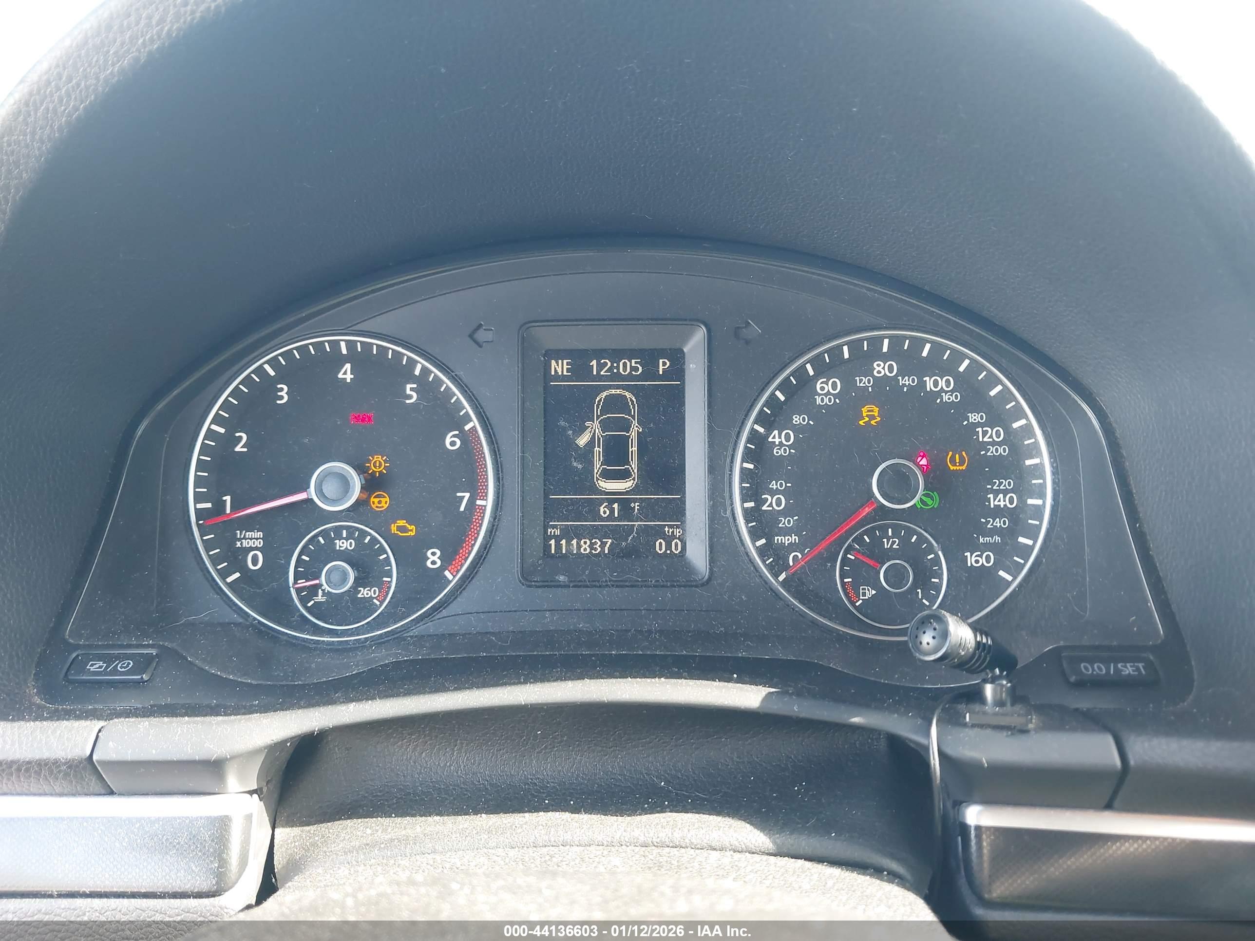 VOLKSWAGEN EOS image 7