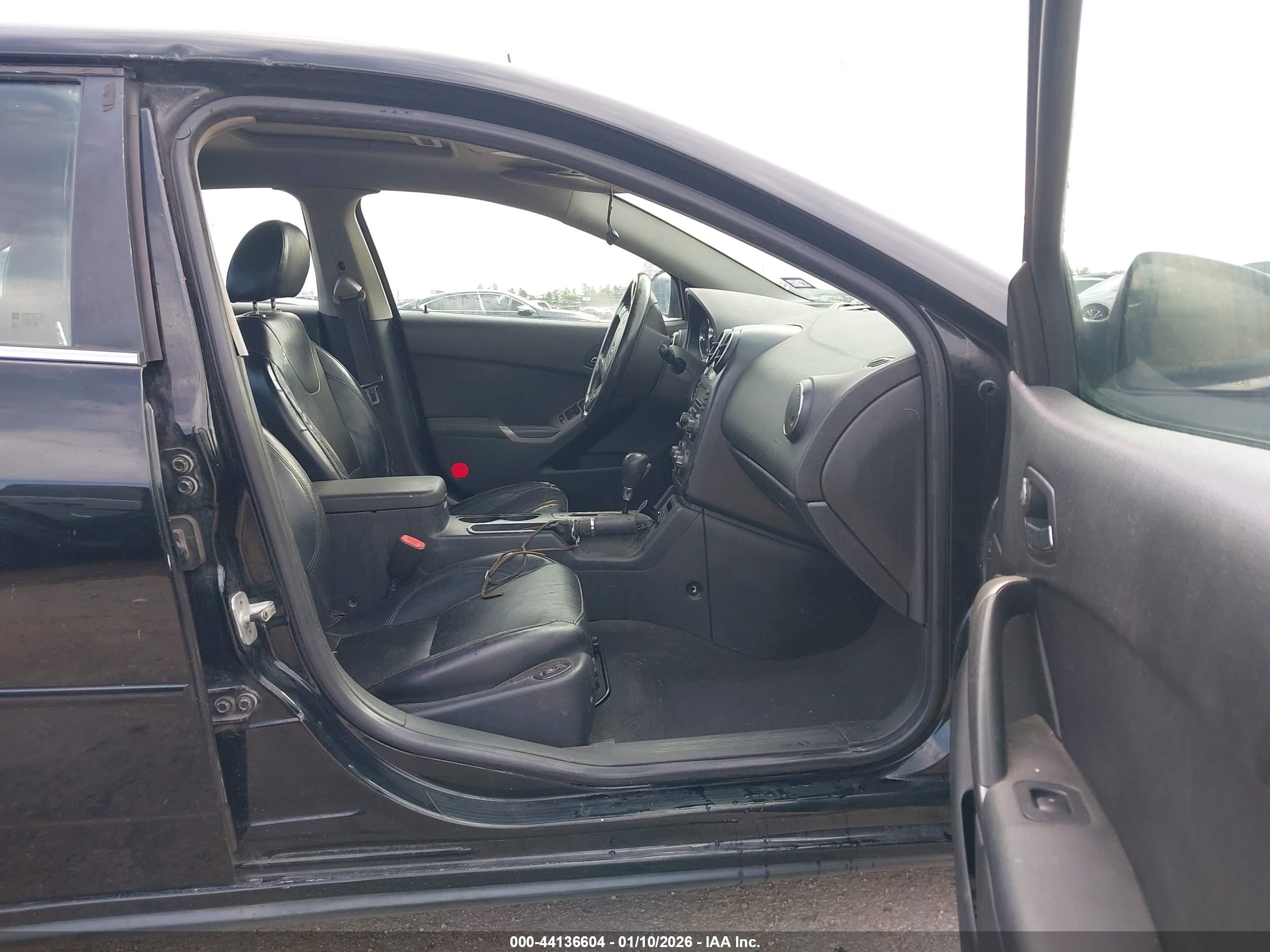 PONTIAC G6 image 5