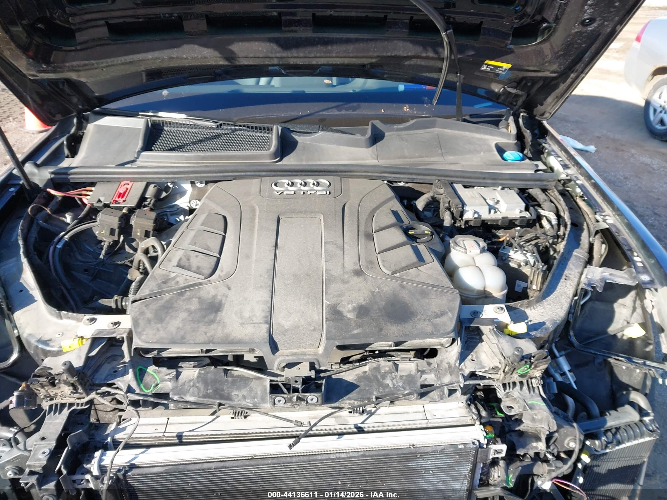 AUDI Q7 image 10