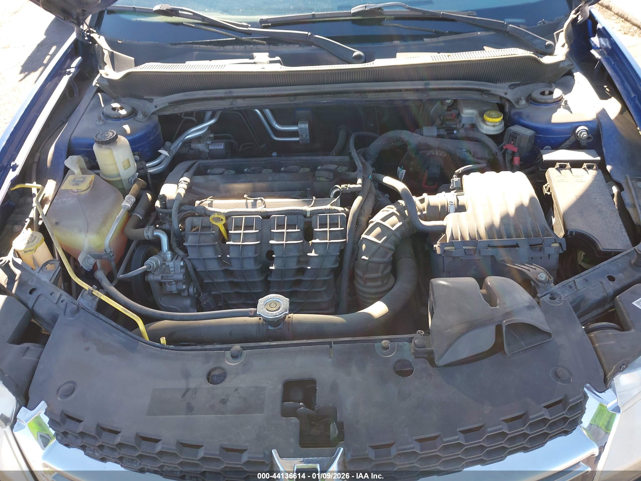 DODGE AVENGER image 10