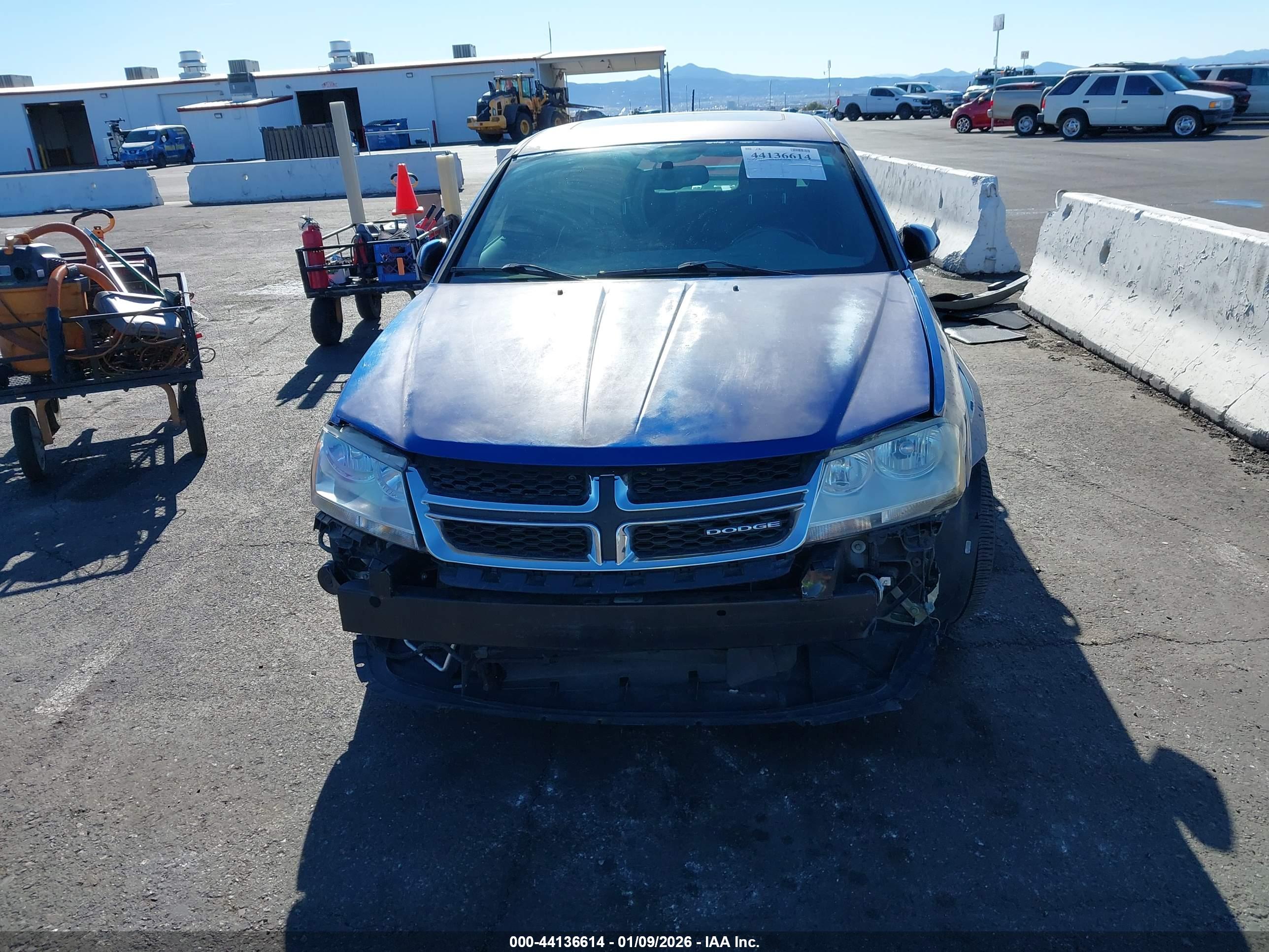 DODGE AVENGER image 6