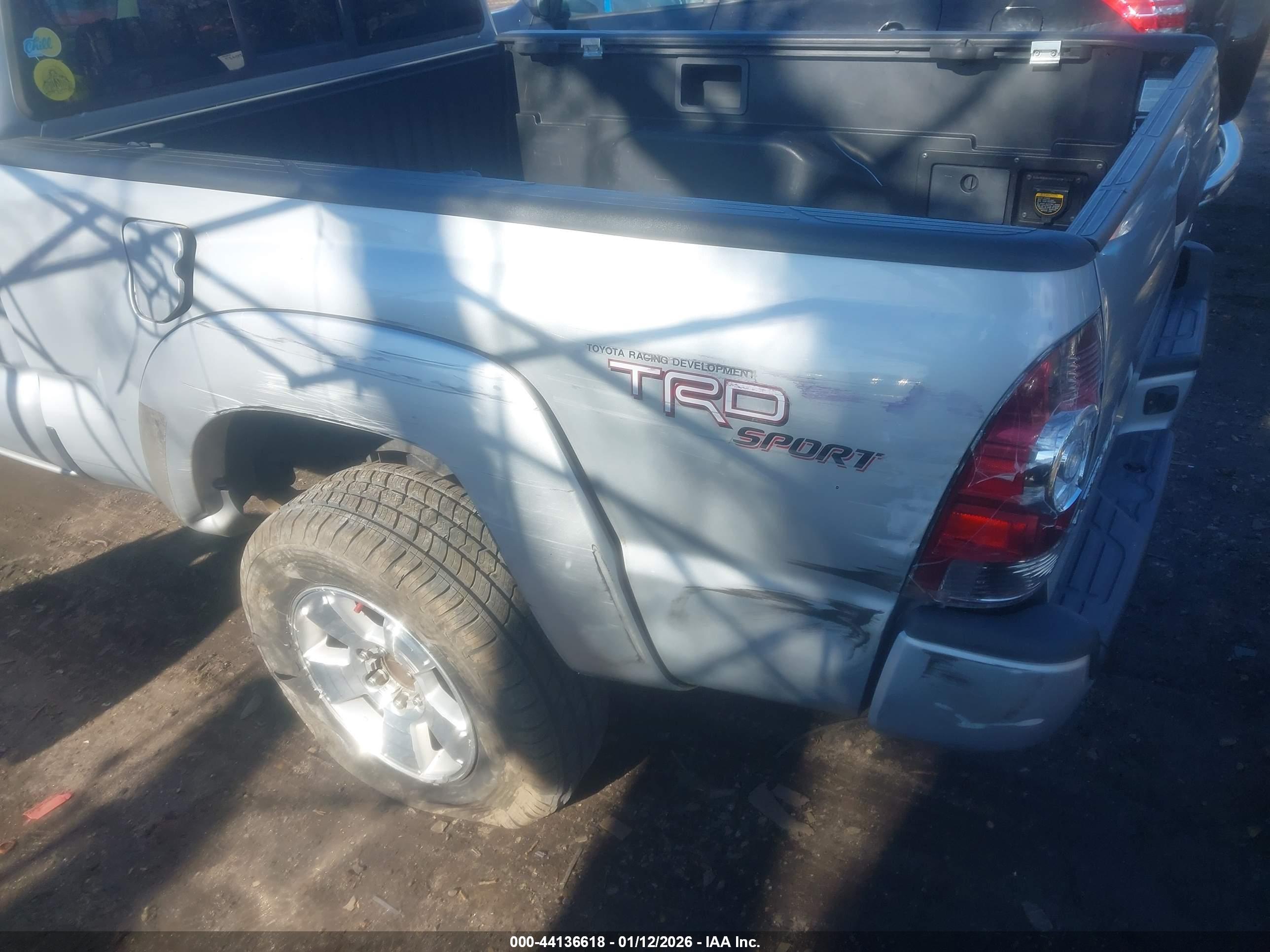 TOYOTA TACOMA image 6