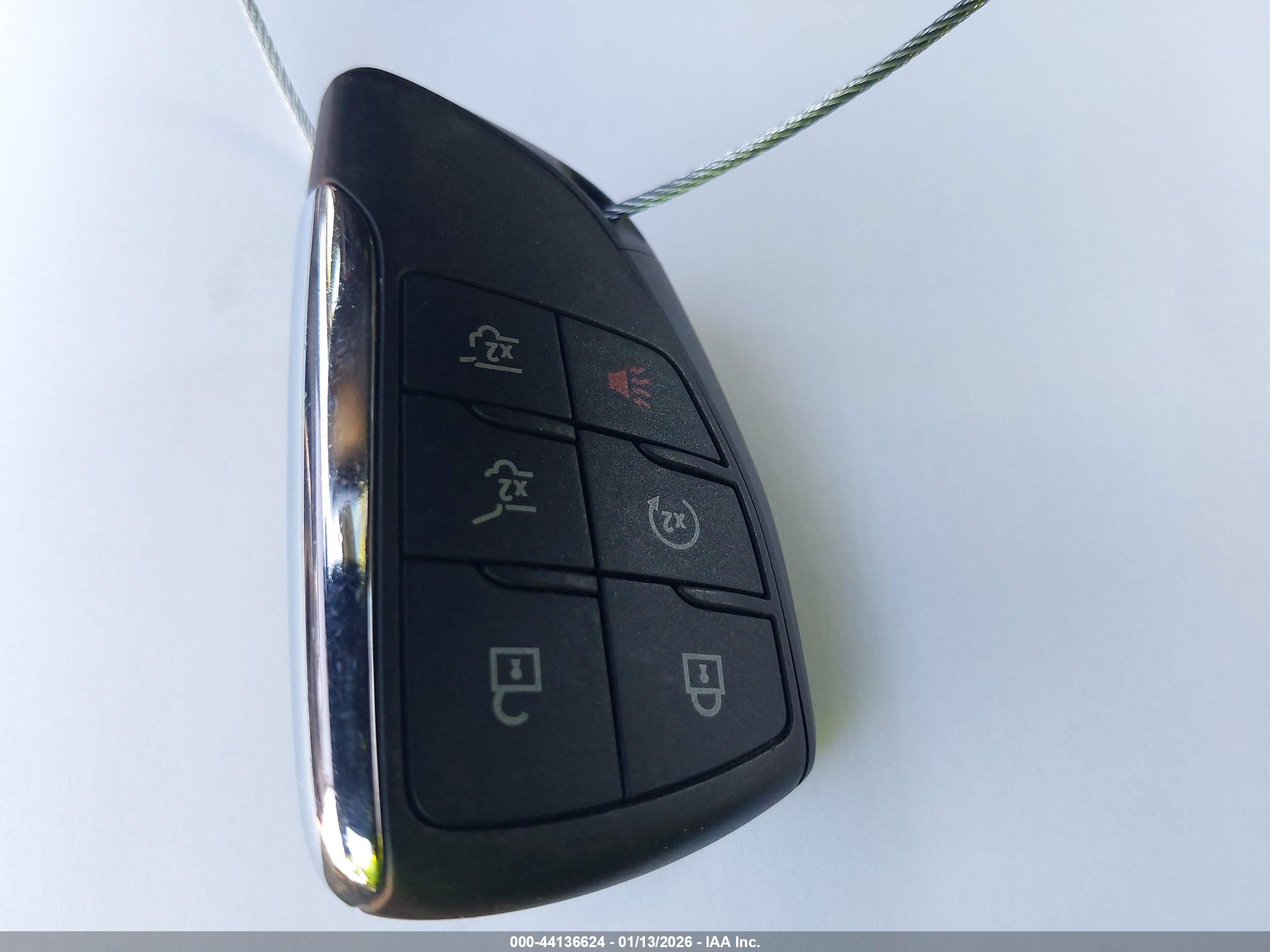 GMC YUKON image 11