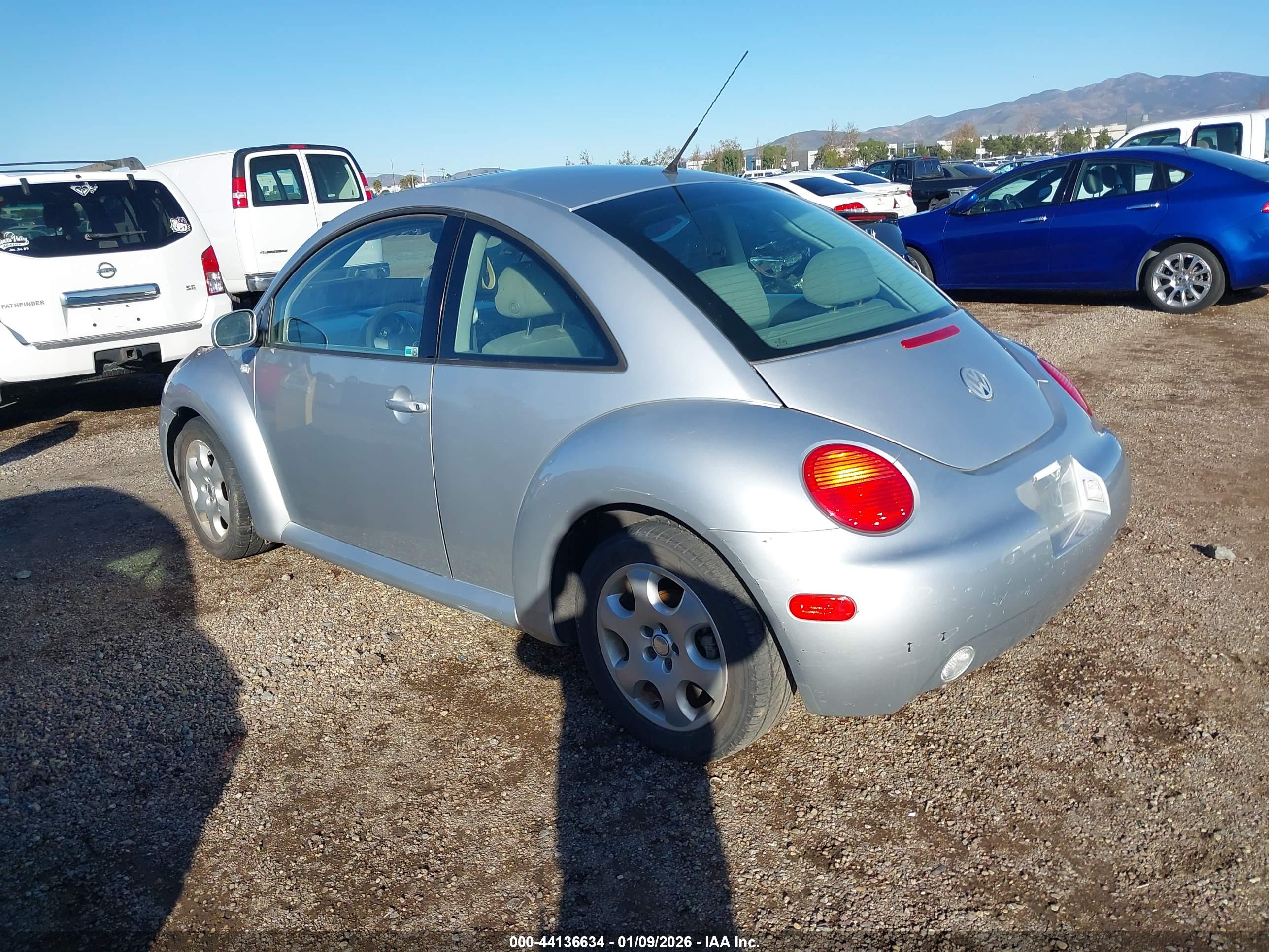VOLKSWAGEN NEW image 3