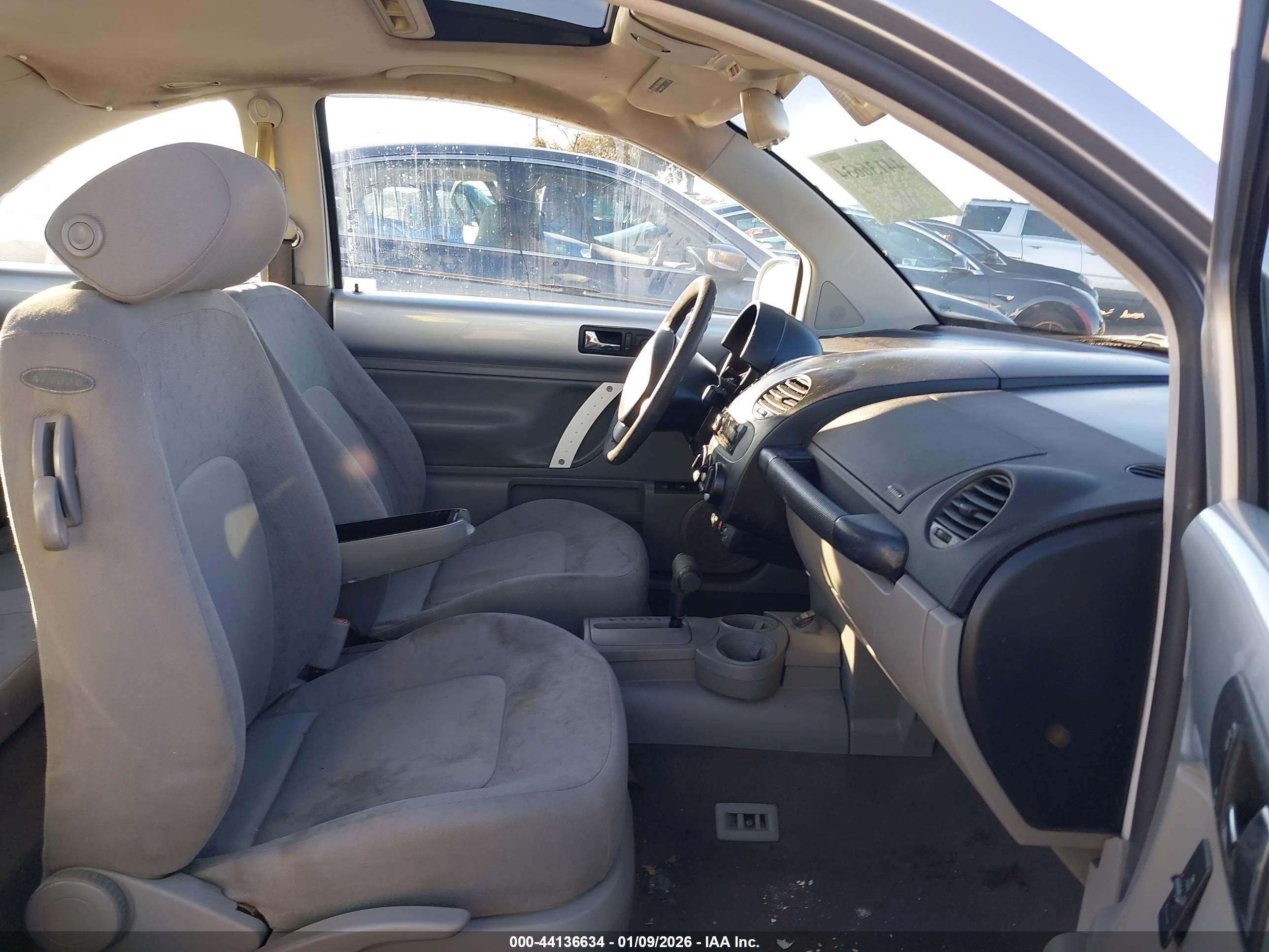 VOLKSWAGEN NEW image 5