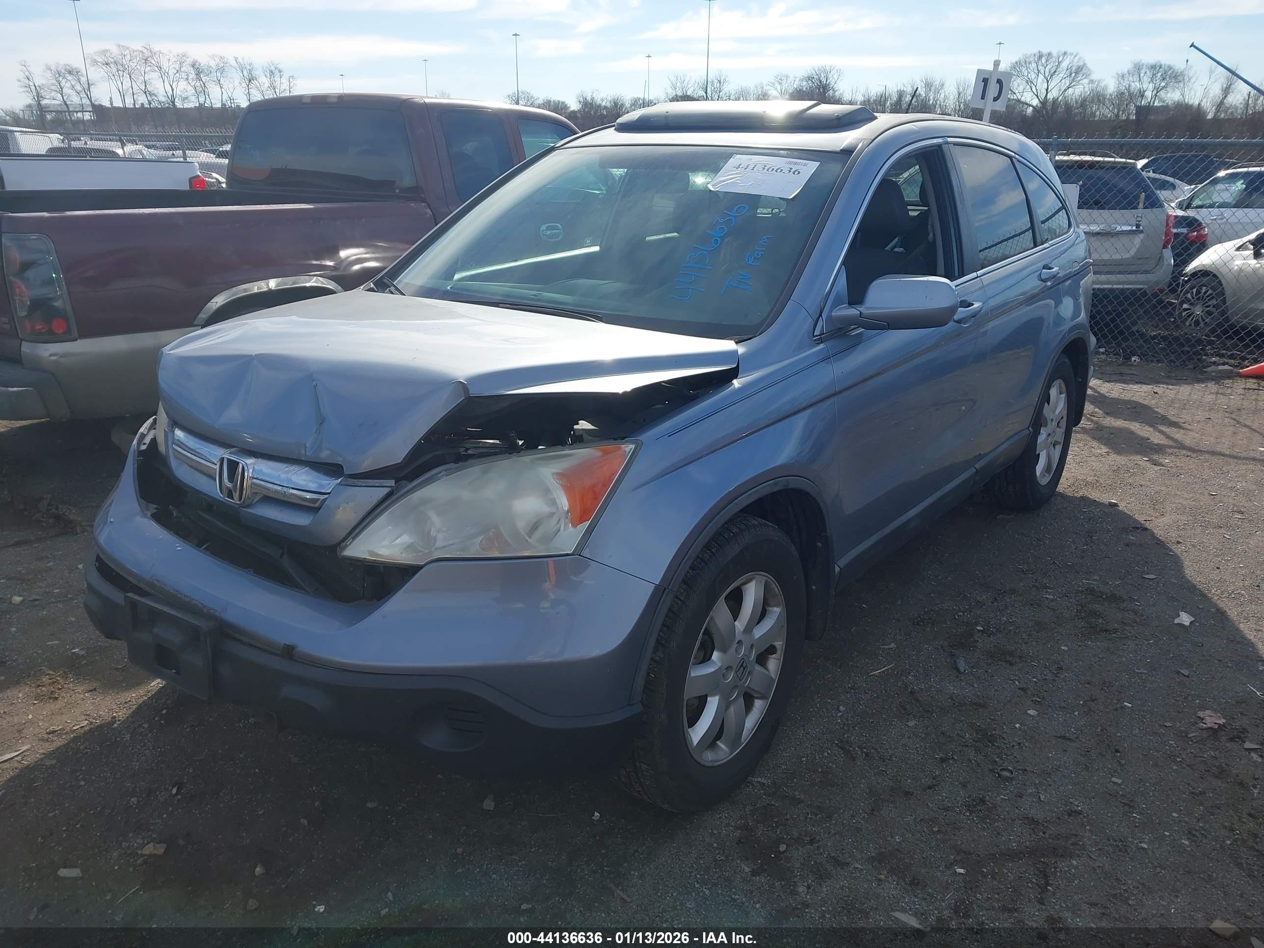 HONDA CR-V image 2