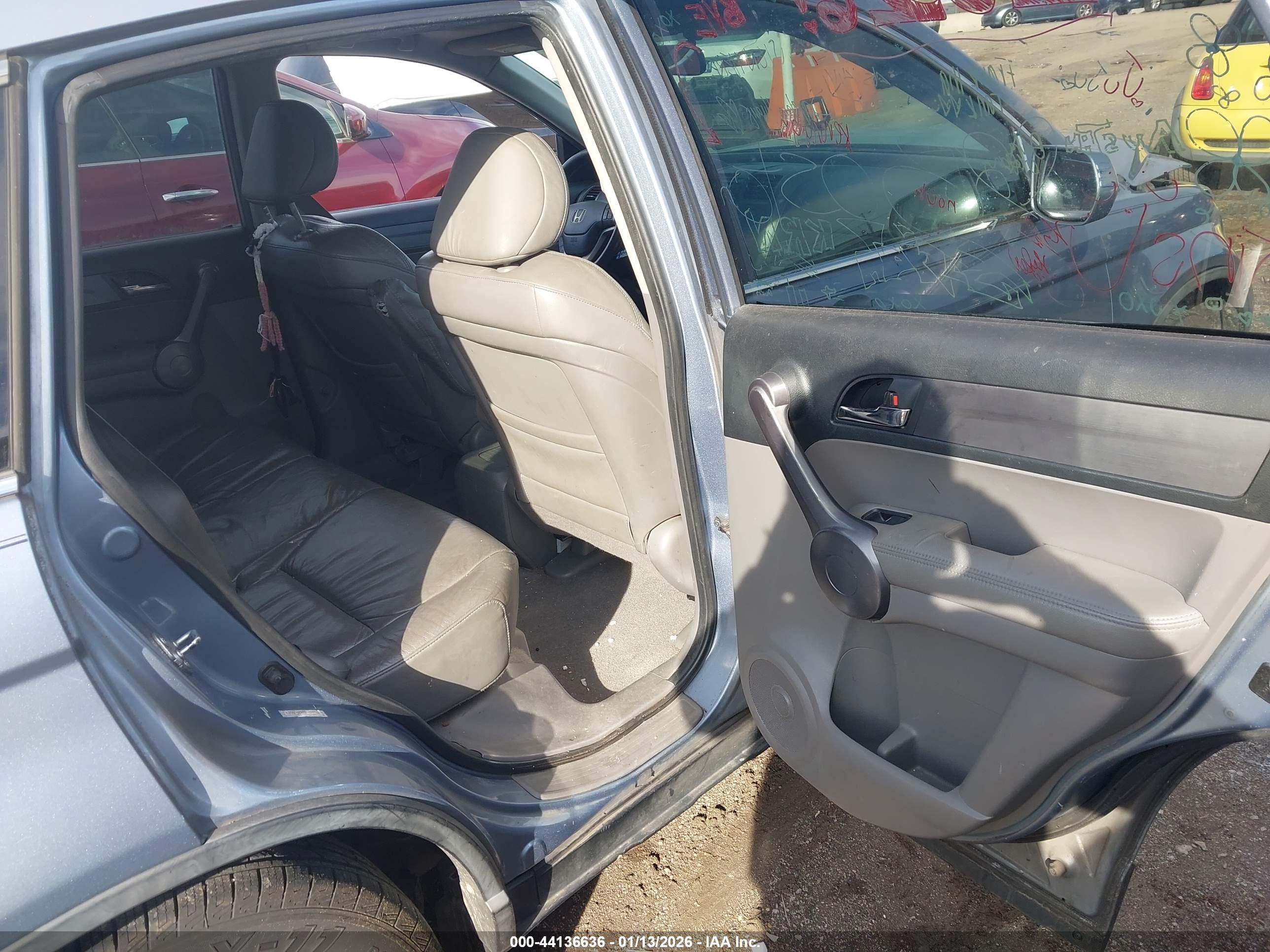 HONDA CR-V image 8