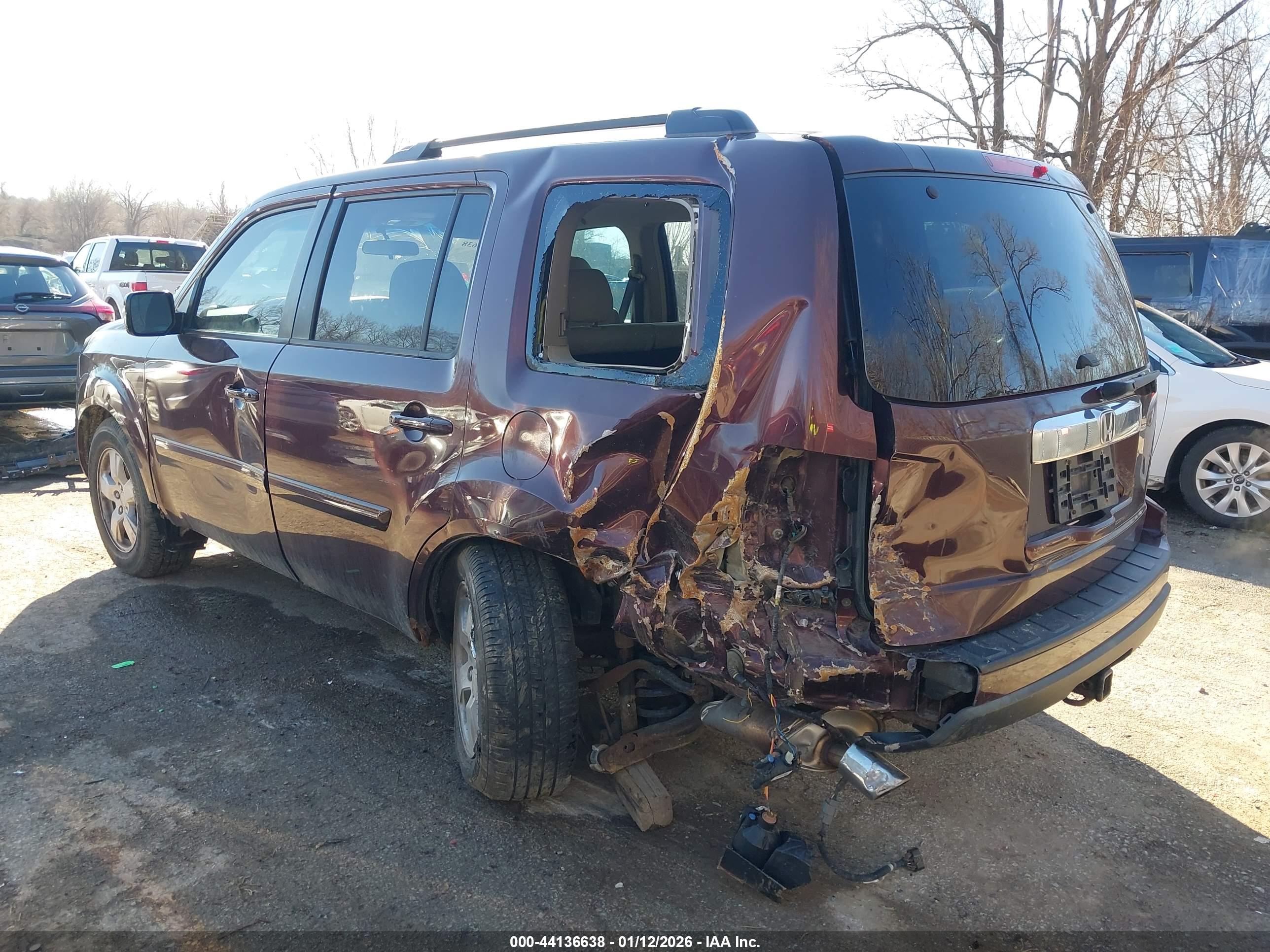 HONDA PILOT image 3