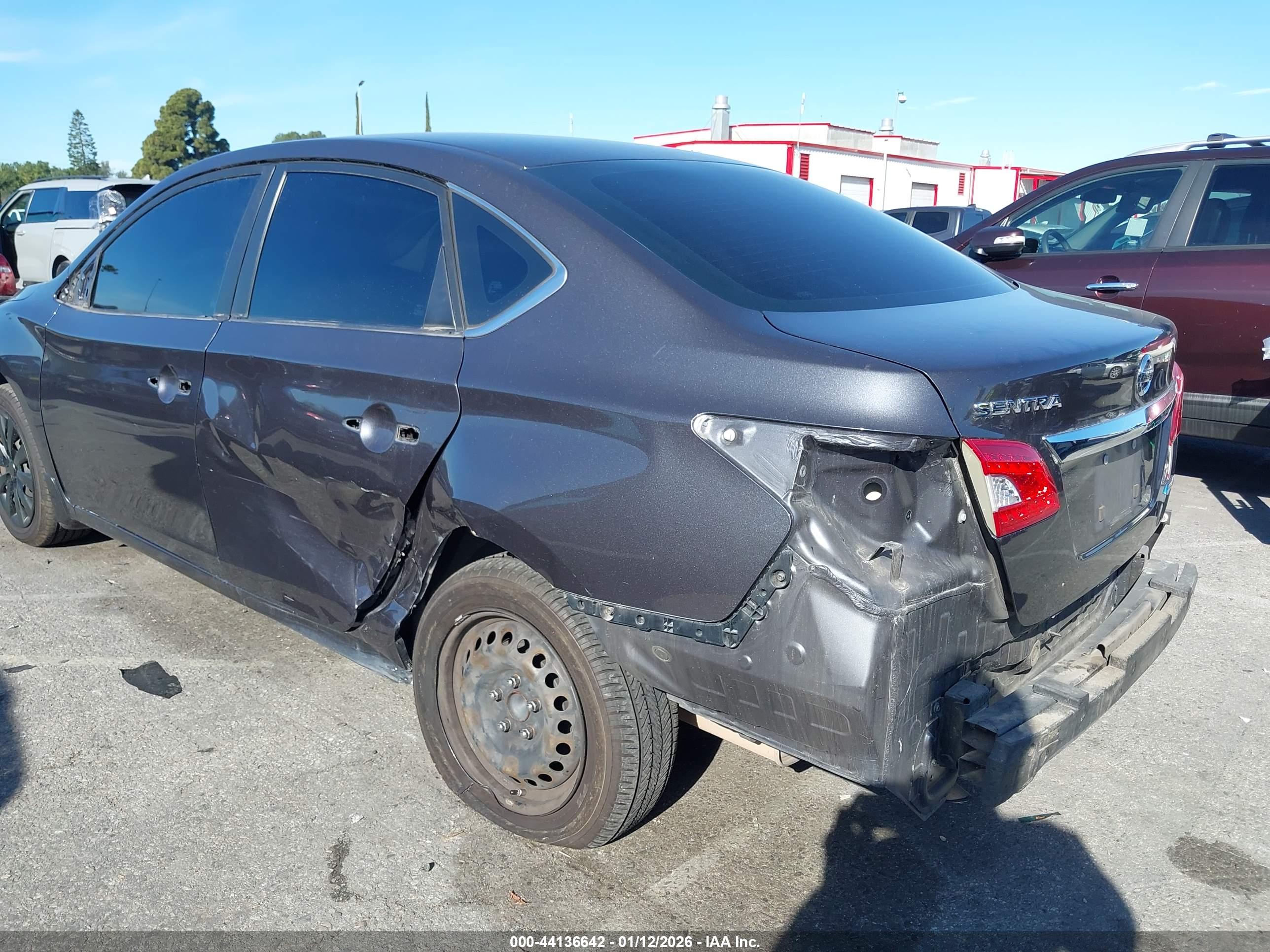 NISSAN SENTRA image 6