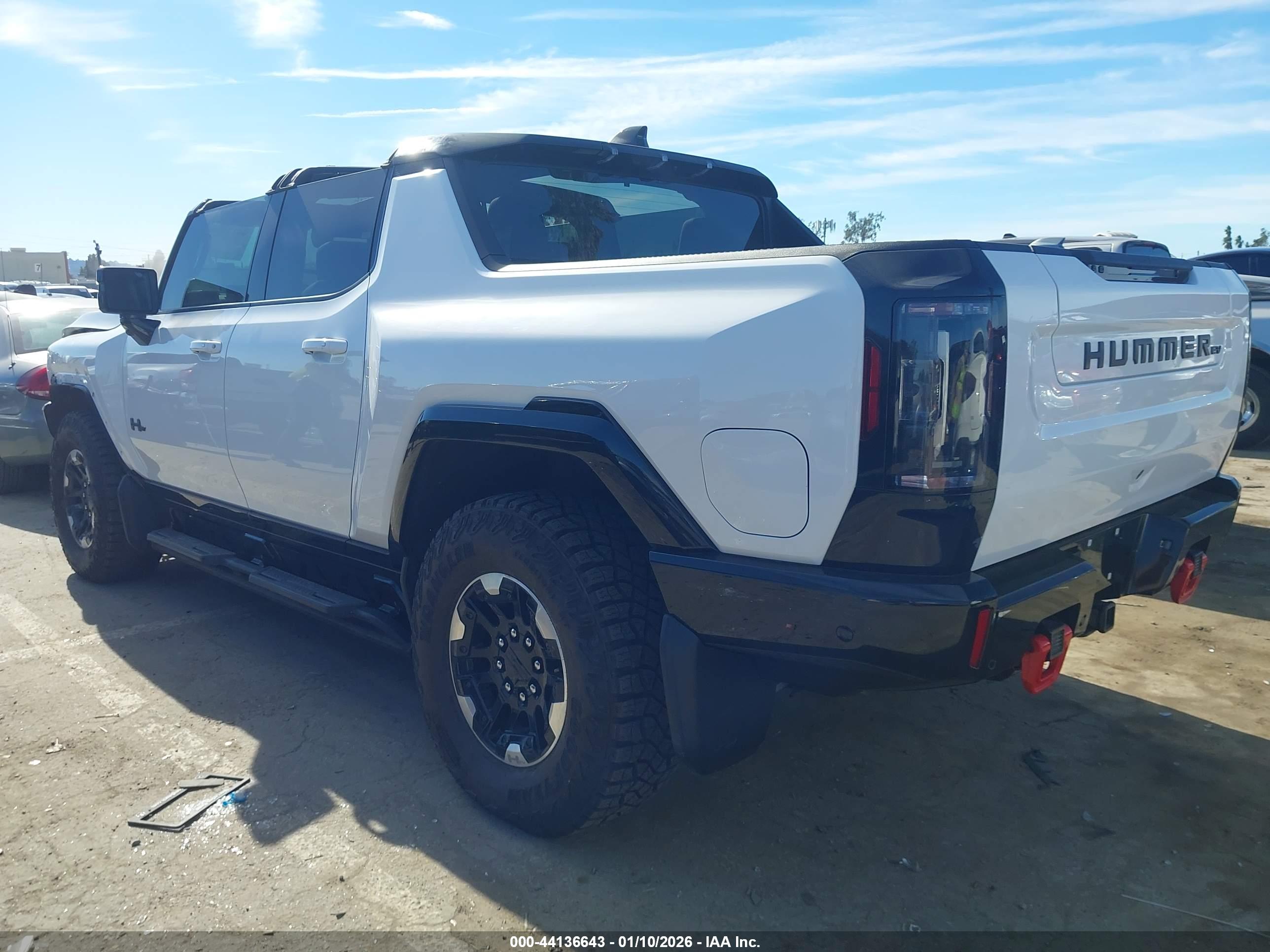 GMC HUMMER image 3