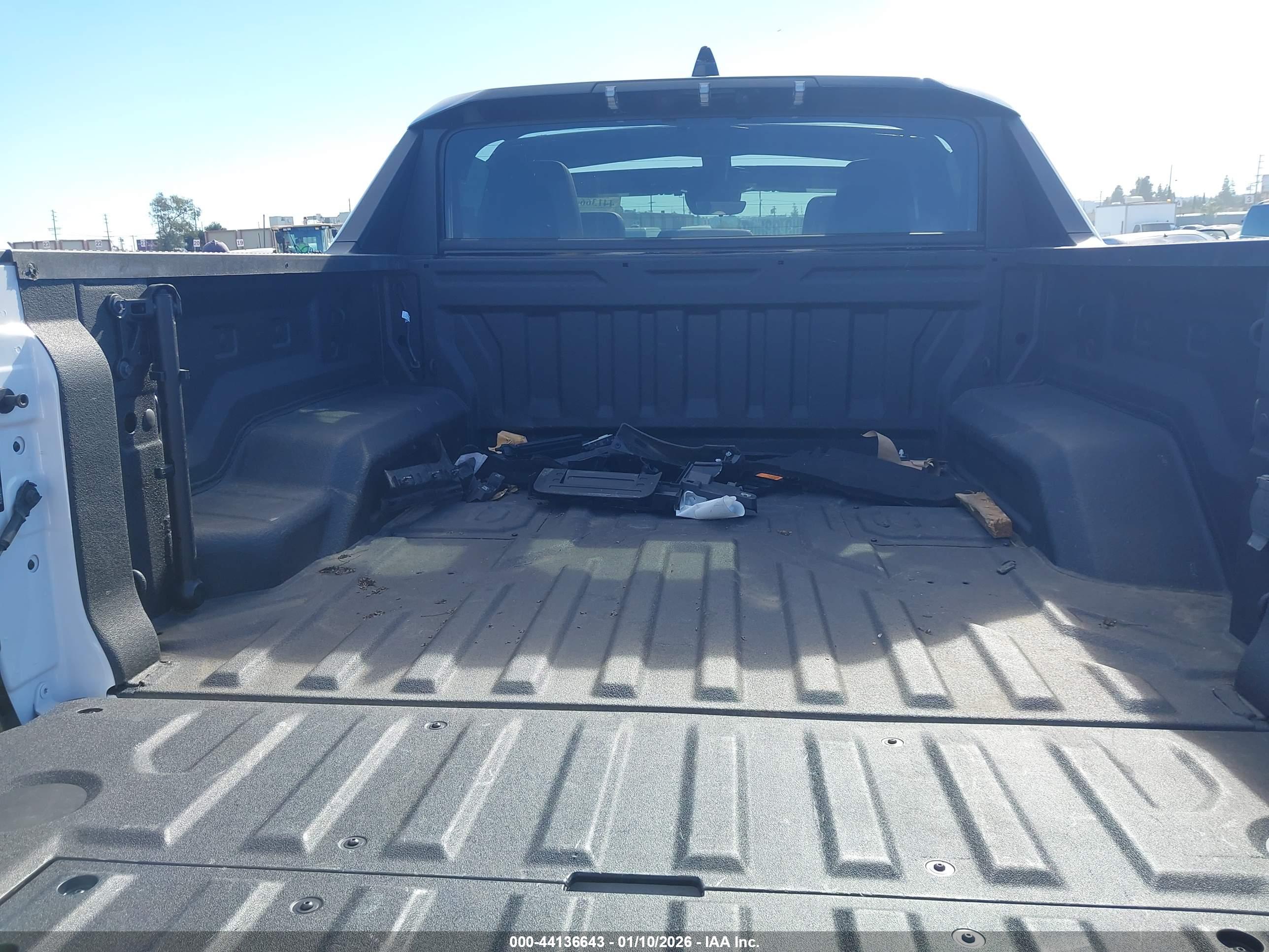 GMC HUMMER image 7