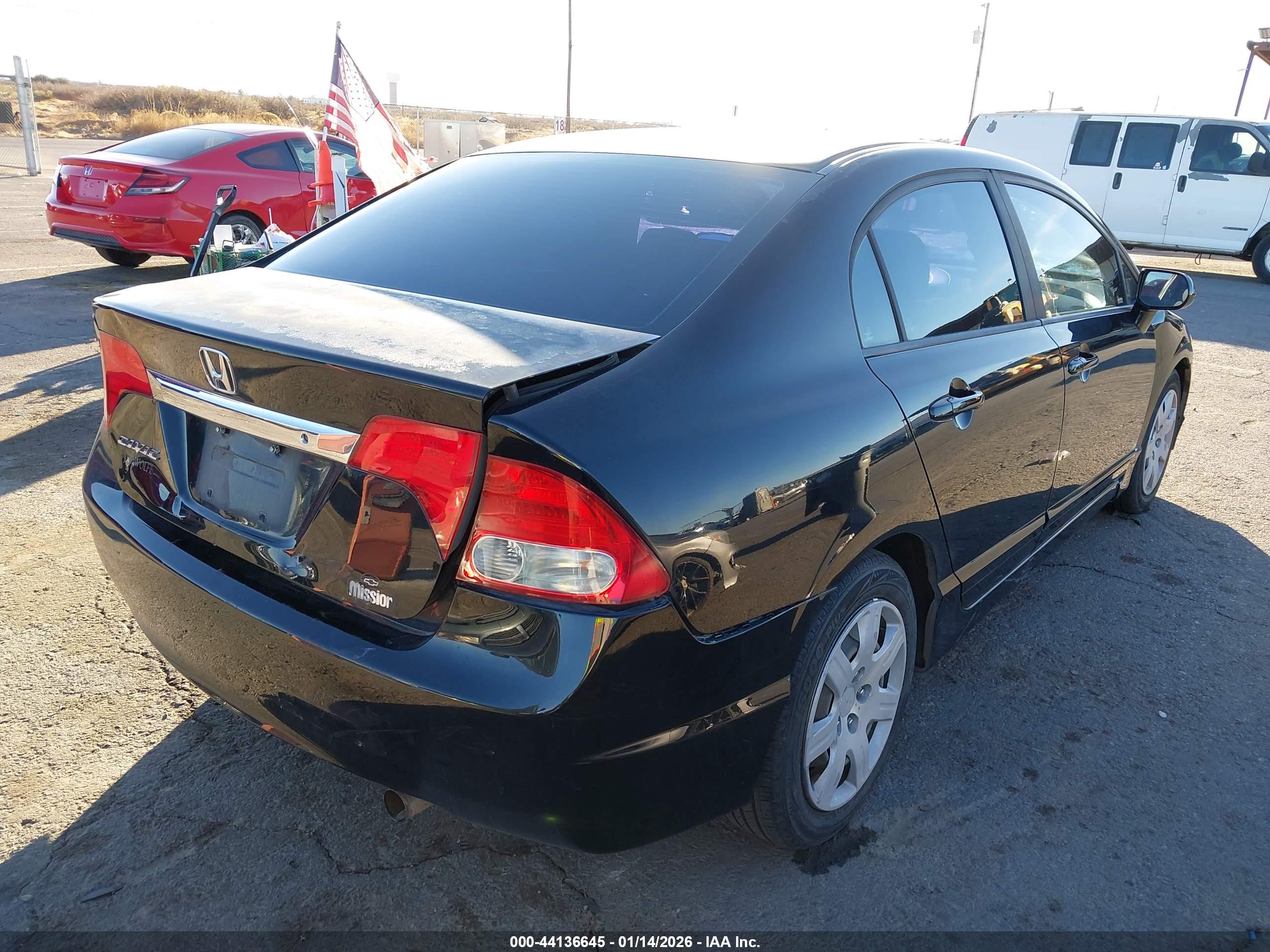 HONDA CIVIC image 4