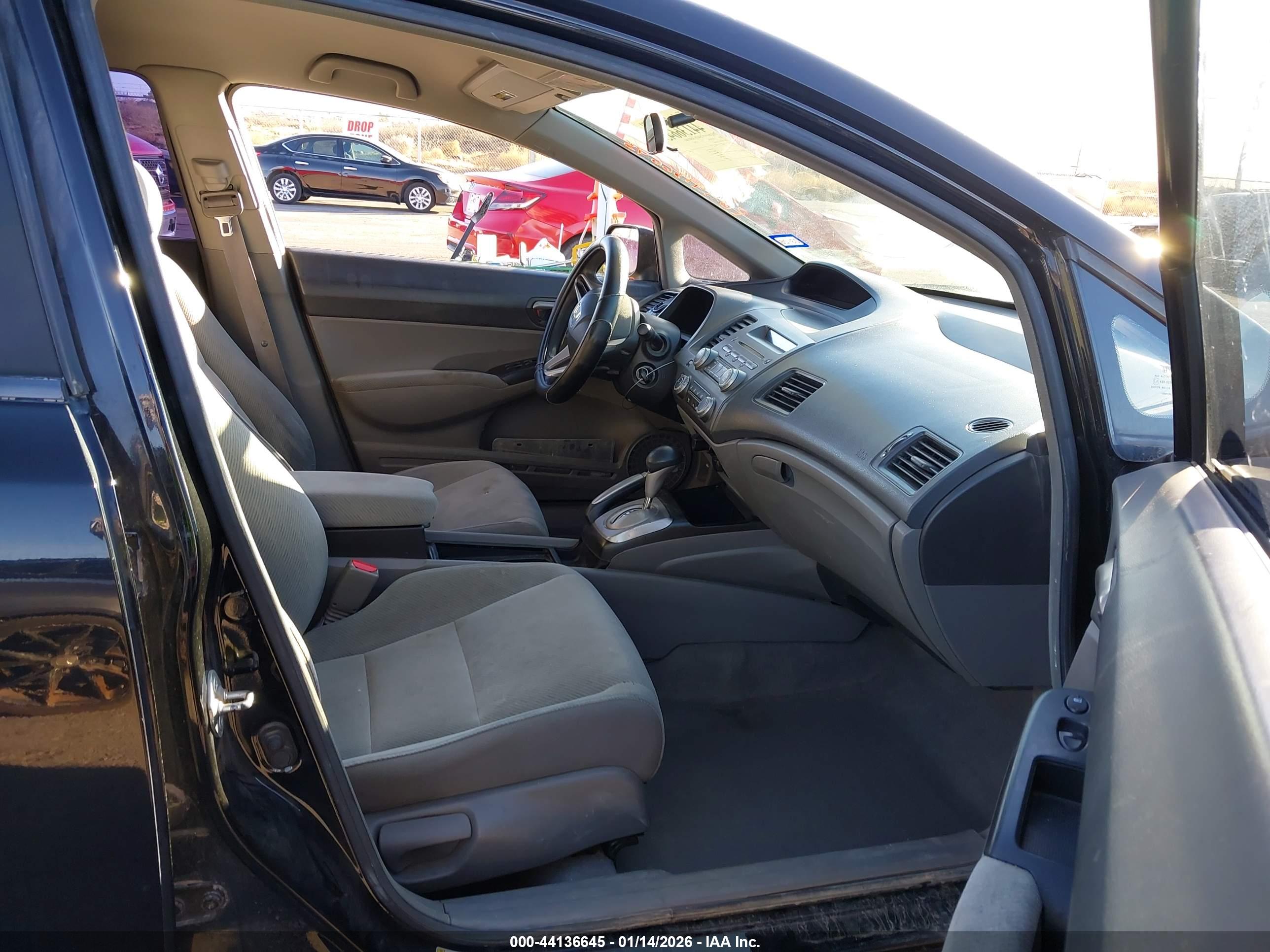 HONDA CIVIC image 5