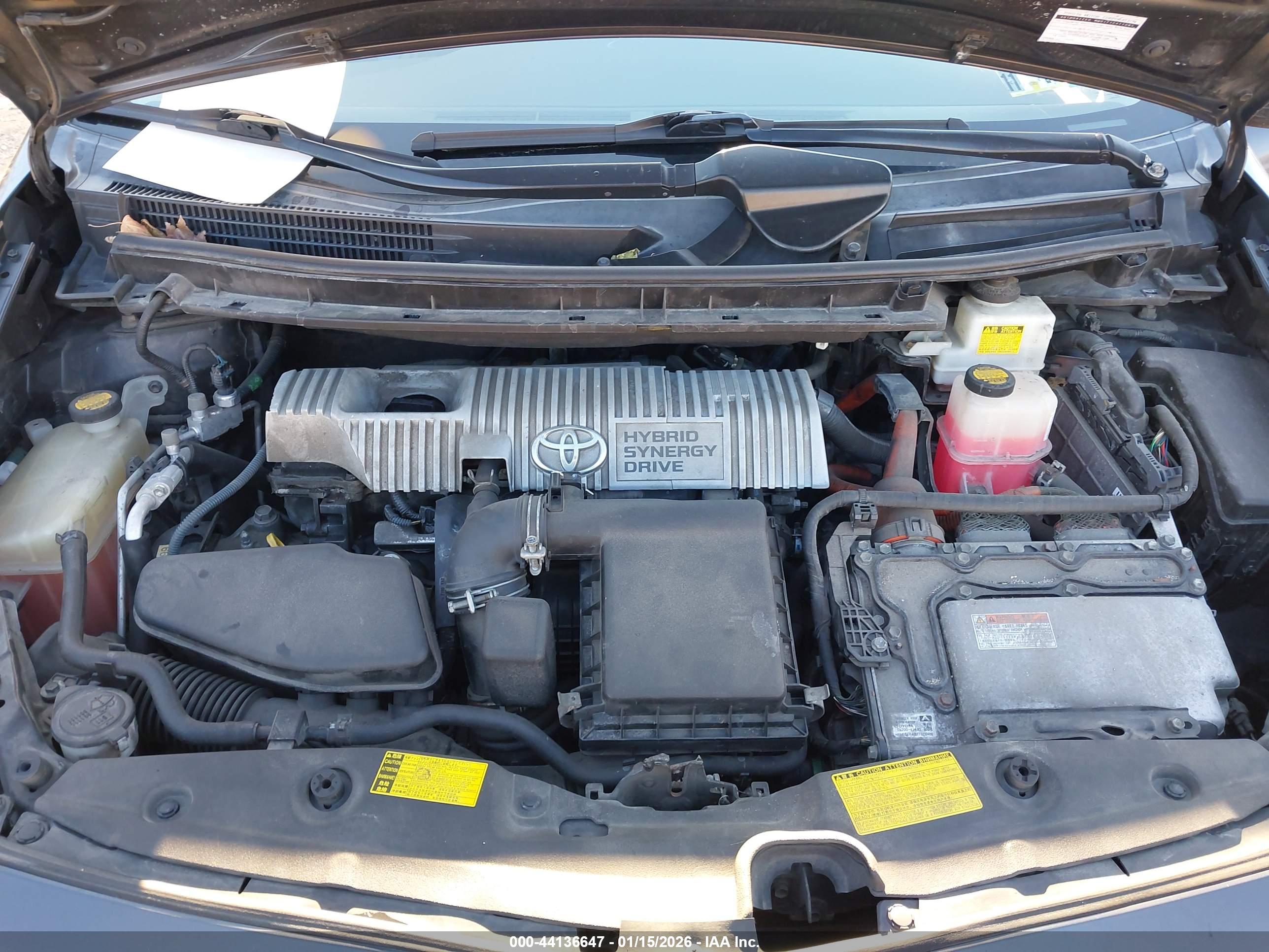TOYOTA PRIUS image 10