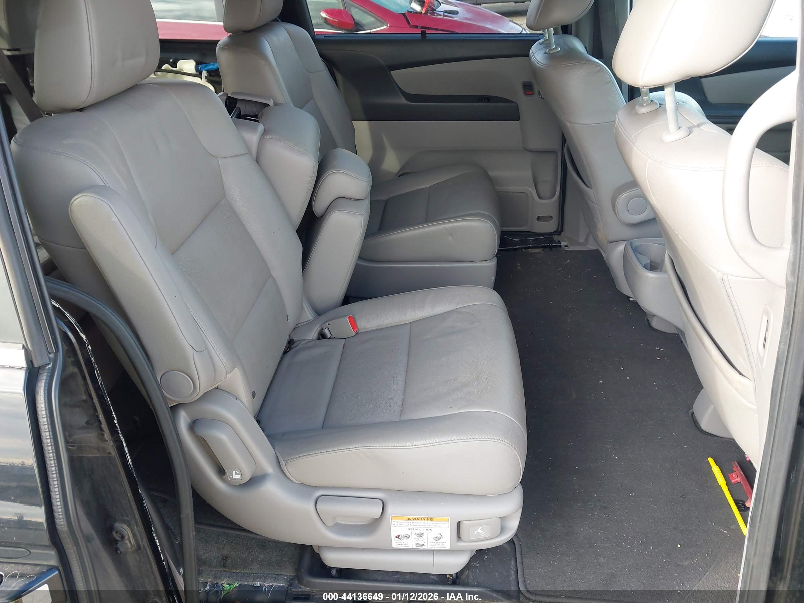 HONDA ODYSSEY image 8