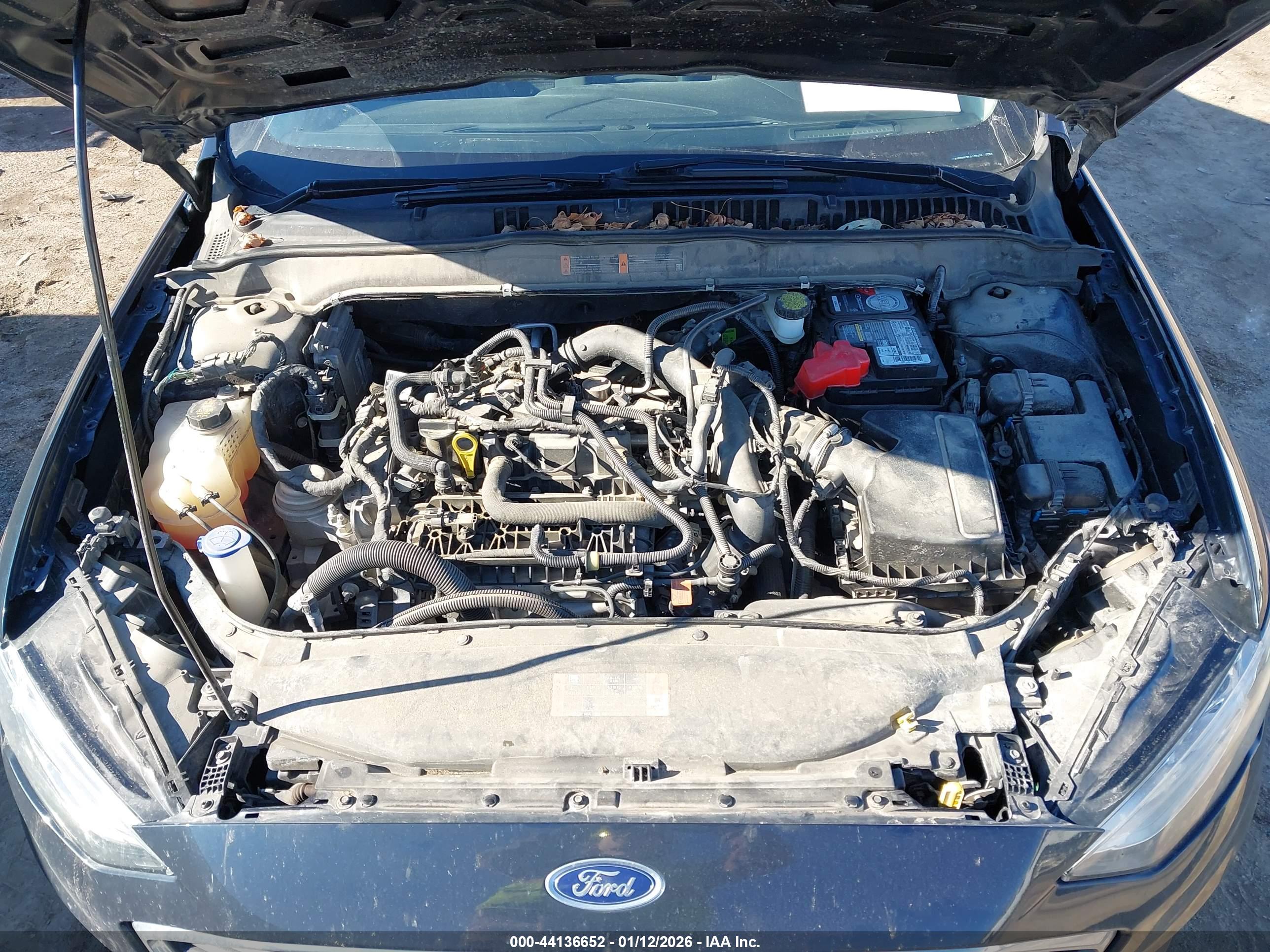 FORD FUSION image 10