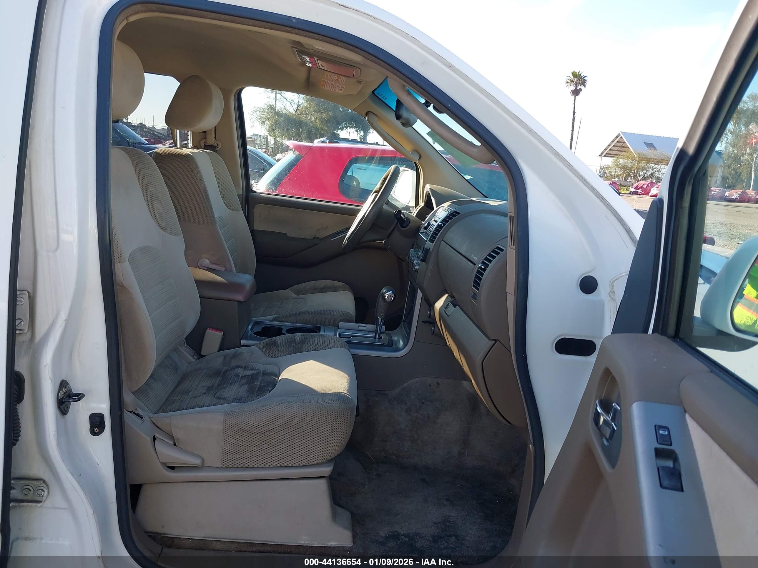 NISSAN PATHFINDER image 5