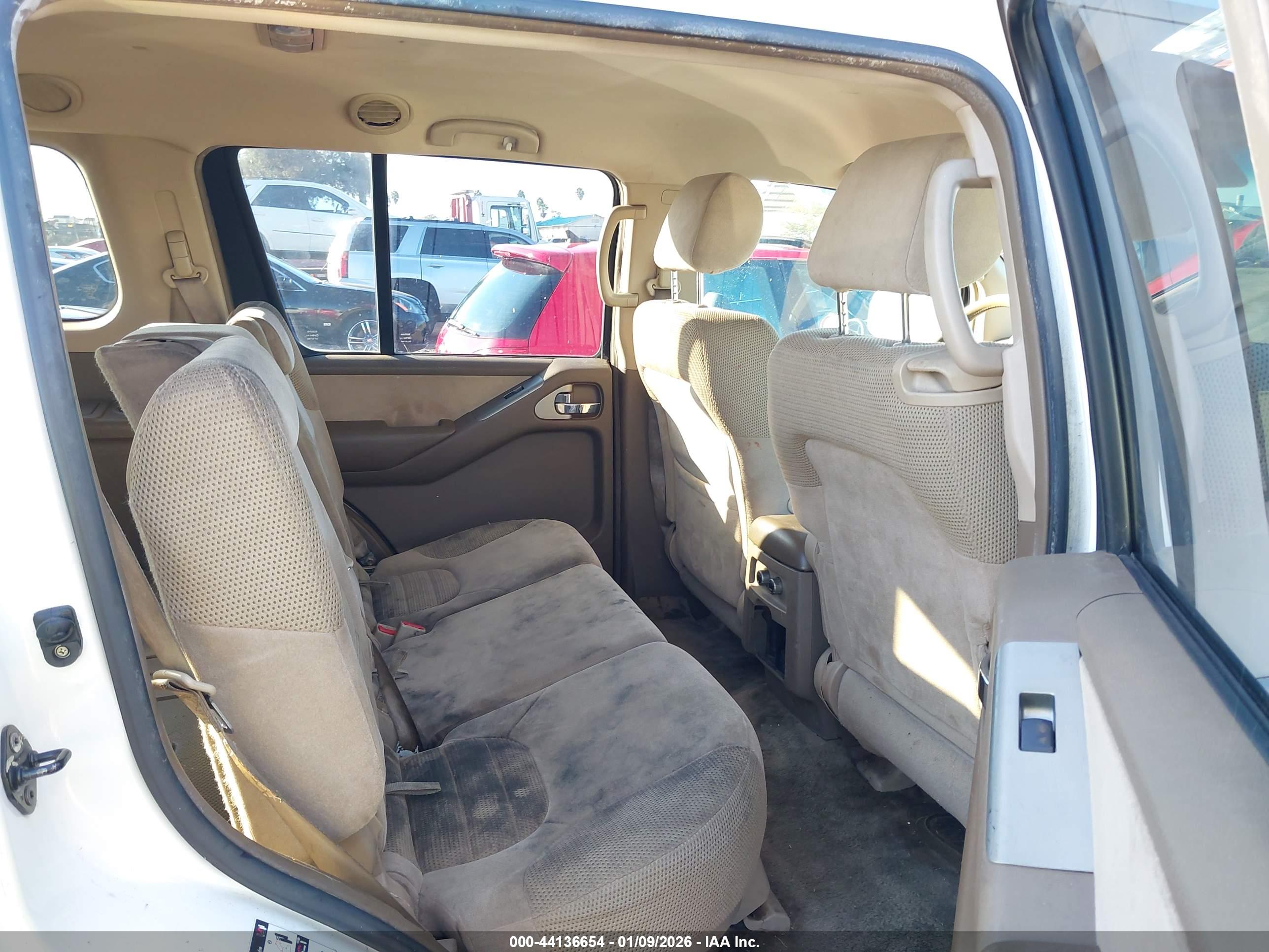 NISSAN PATHFINDER image 8