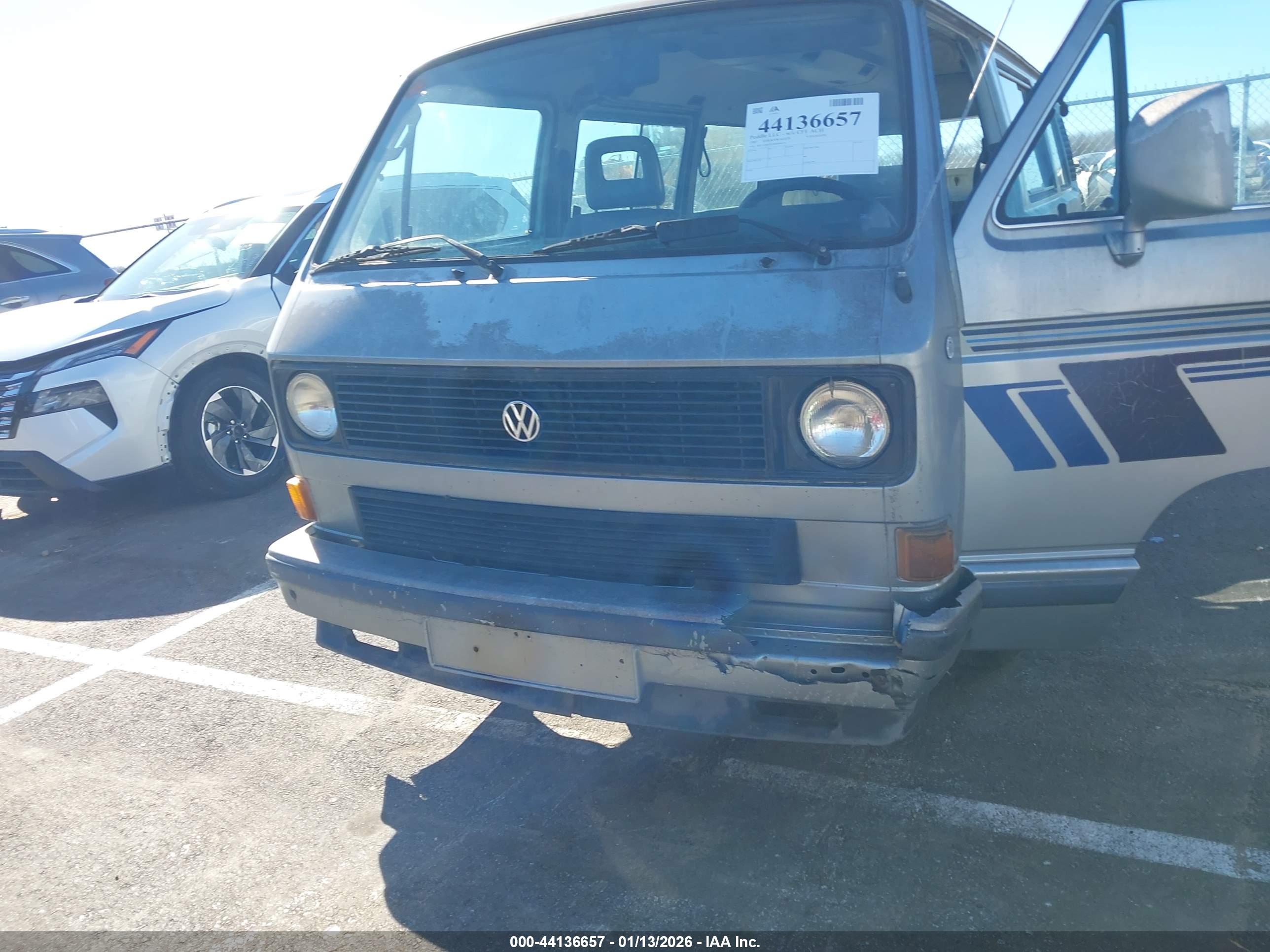 VOLKSWAGEN VANAGON image 6