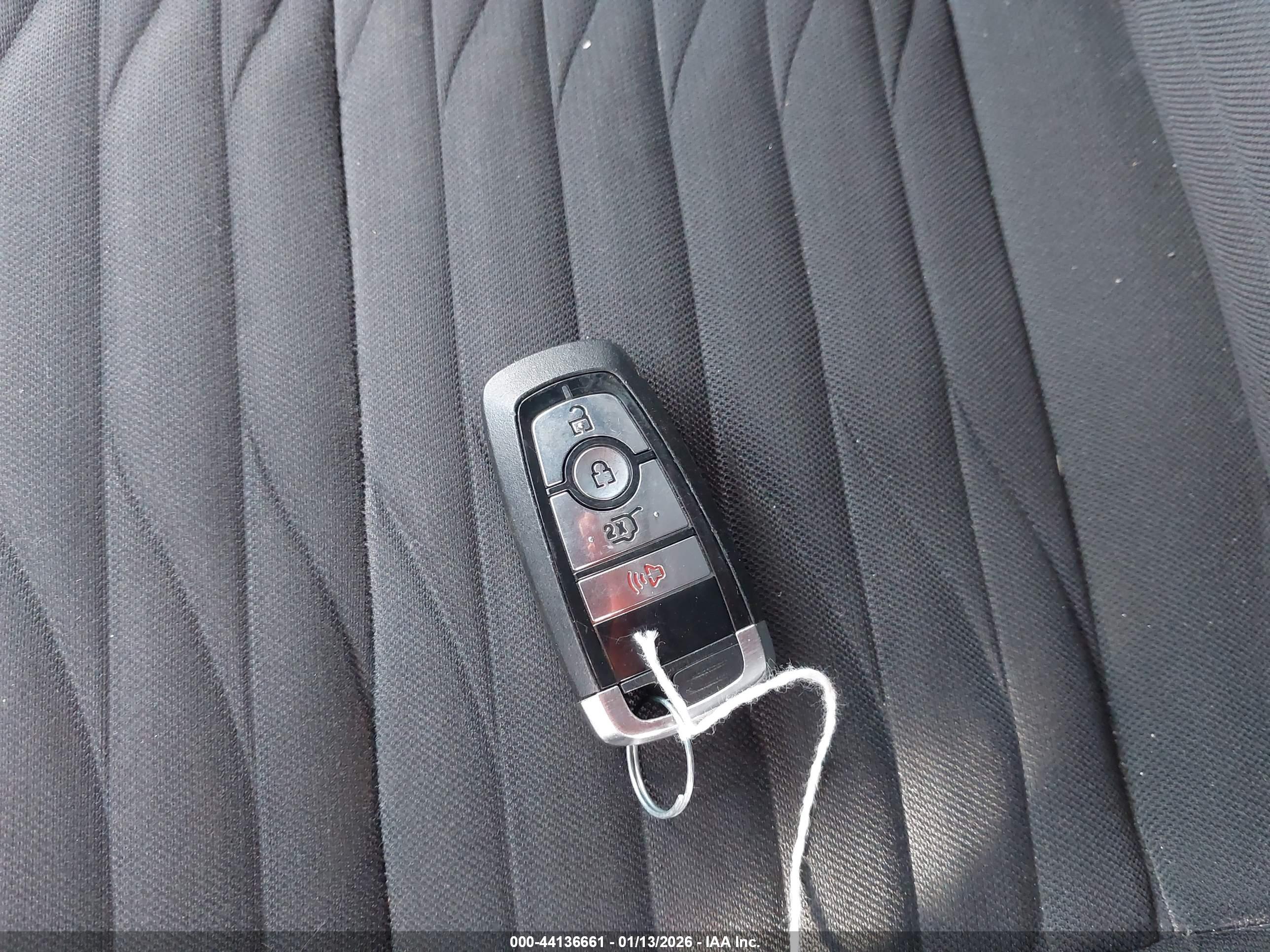 FORD EXPLORER image 11