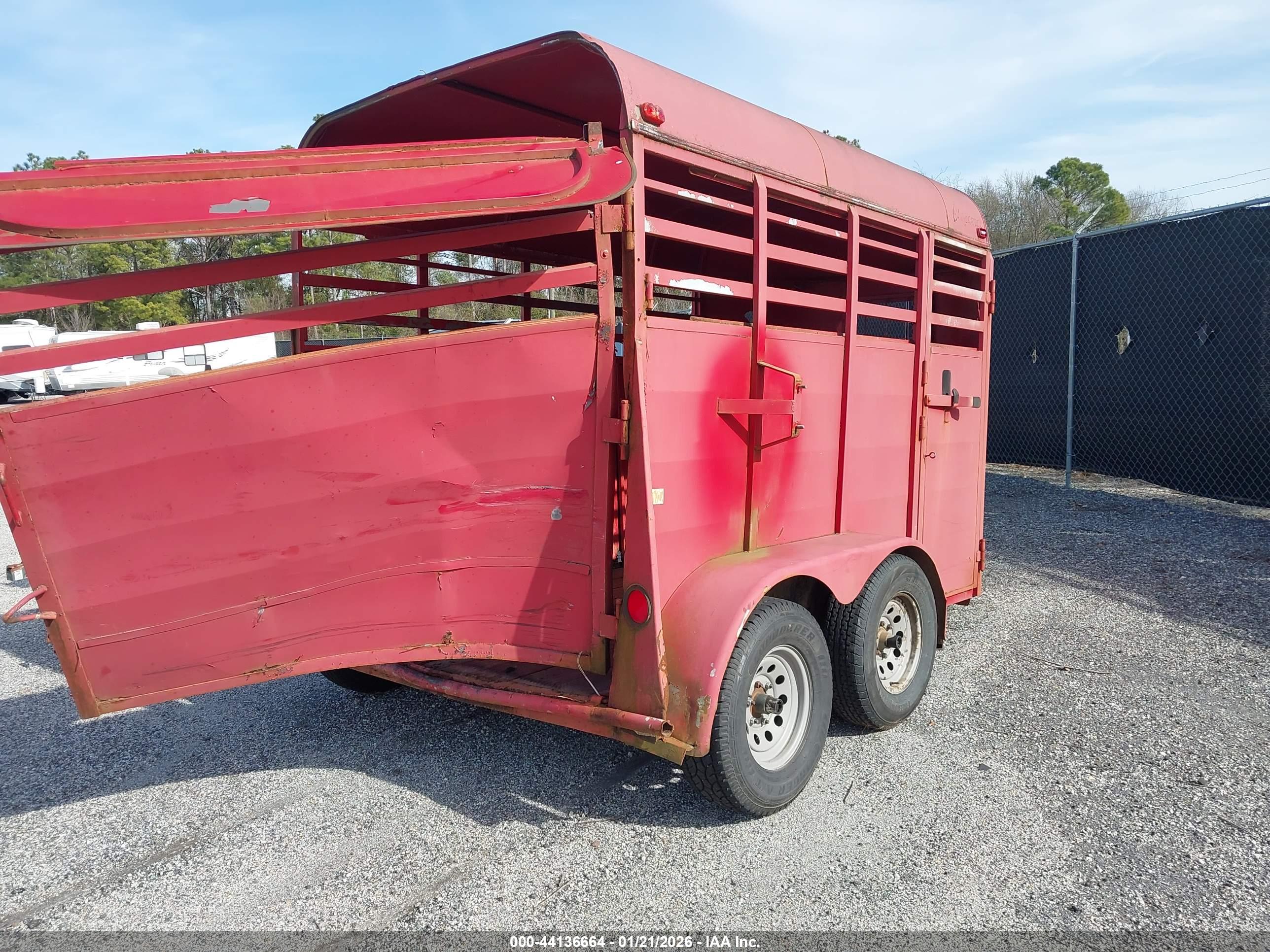 CHAPARRAL TRAILERS image 4