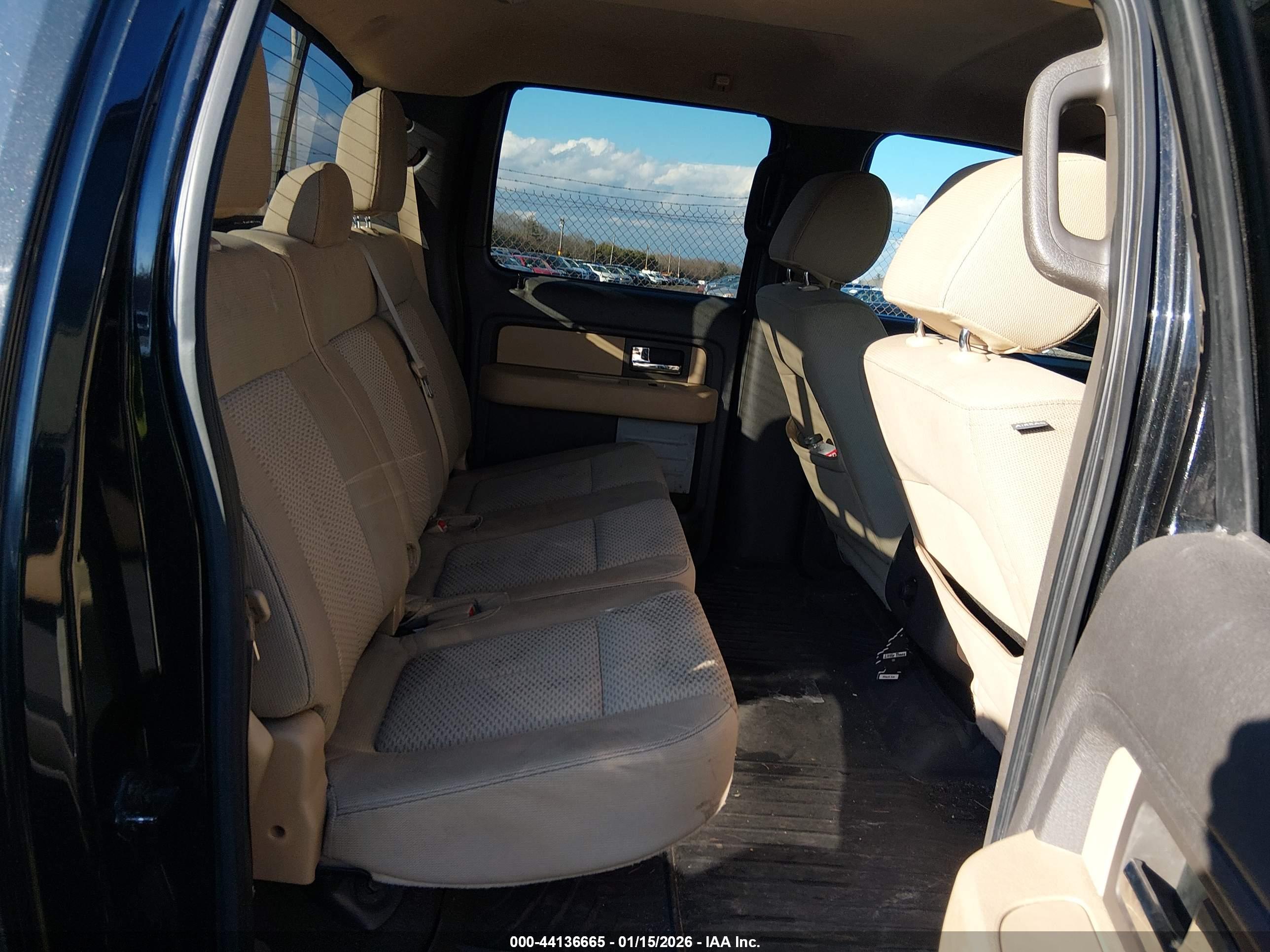FORD F-150 image 8