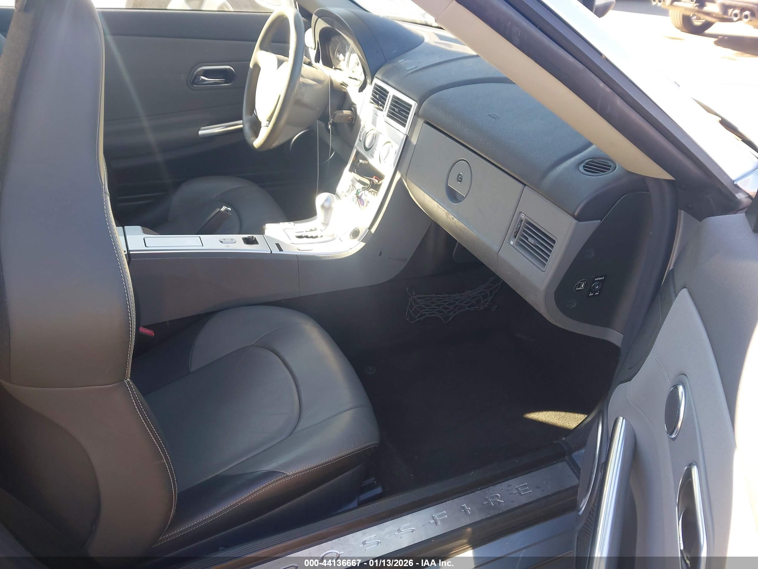 CHRYSLER CROSSFIRE image 5