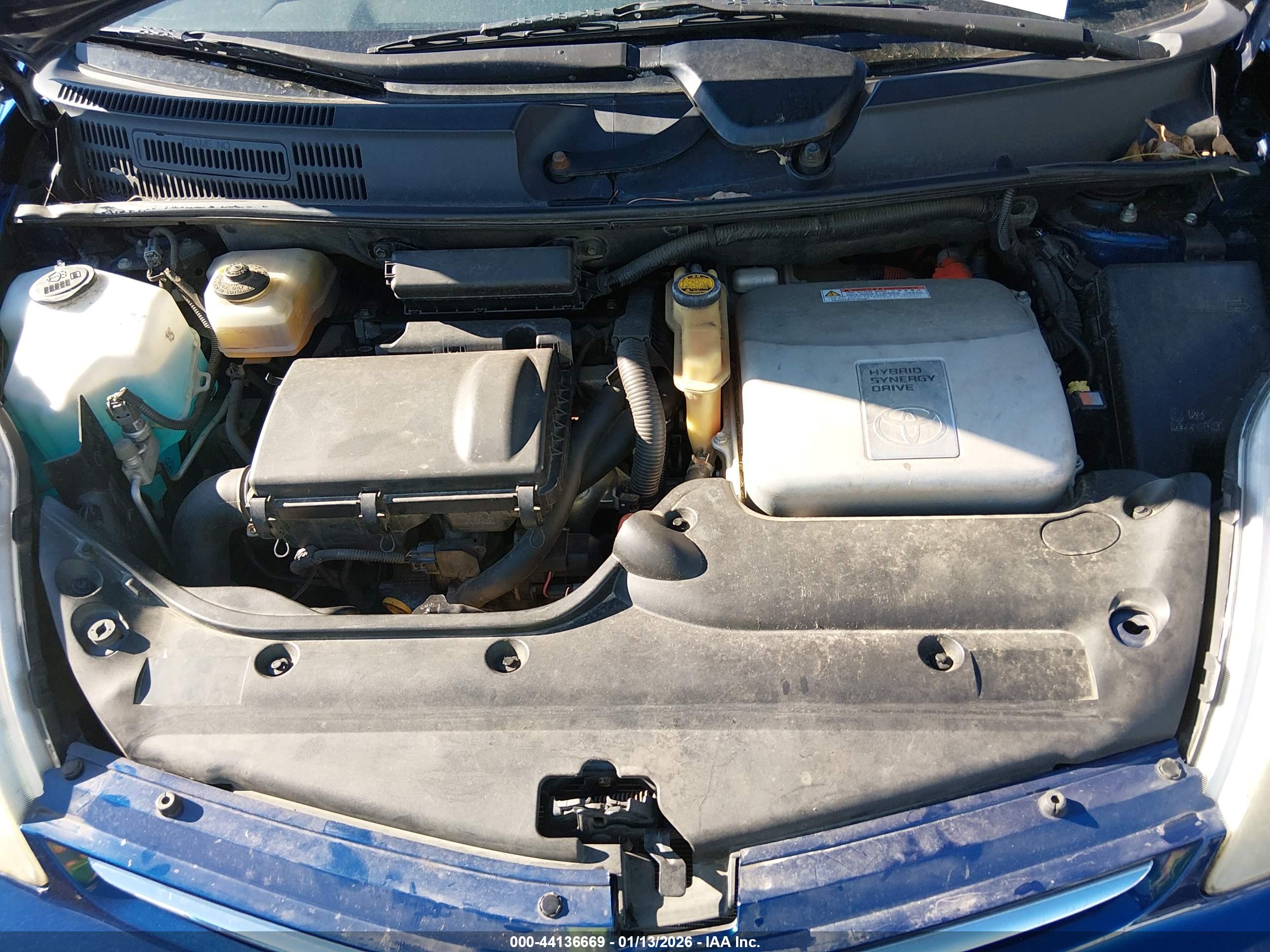 TOYOTA PRIUS image 10
