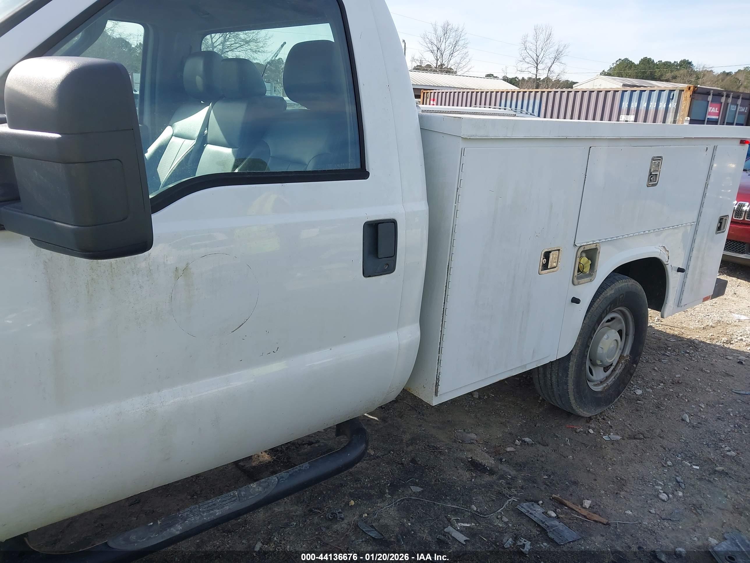 FORD F-250 image 6