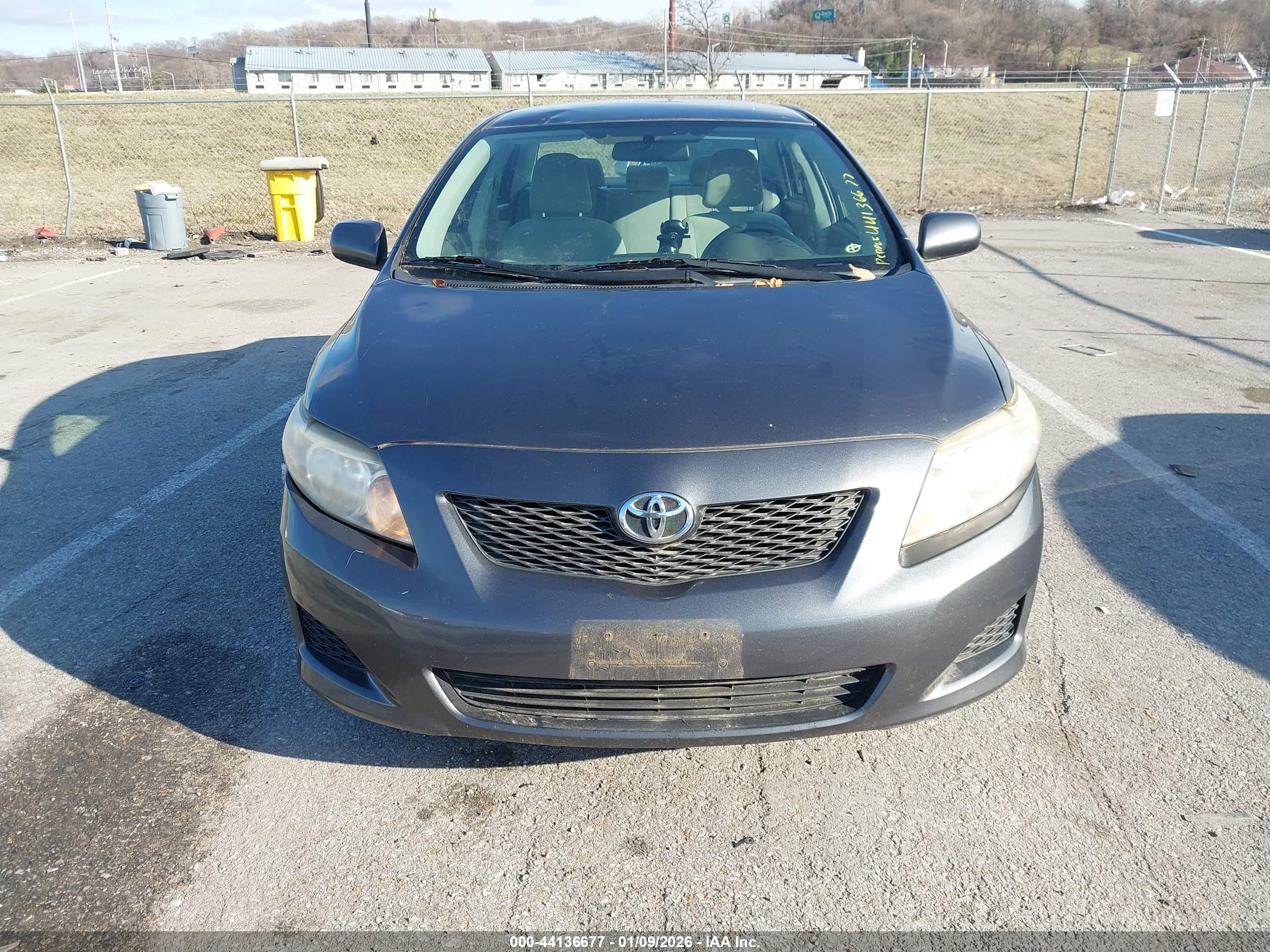 TOYOTA COROLLA image 6
