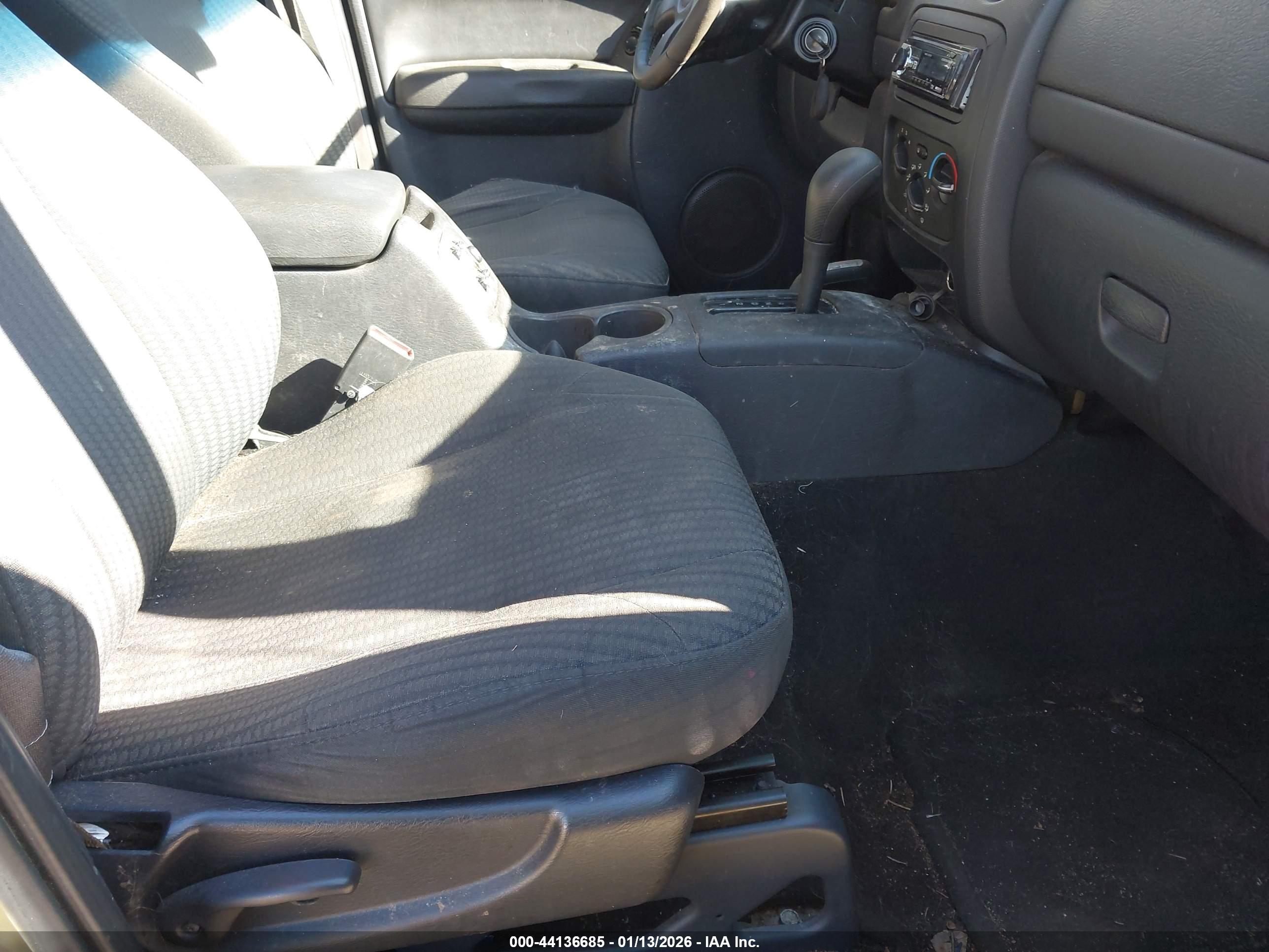JEEP LIBERTY image 5