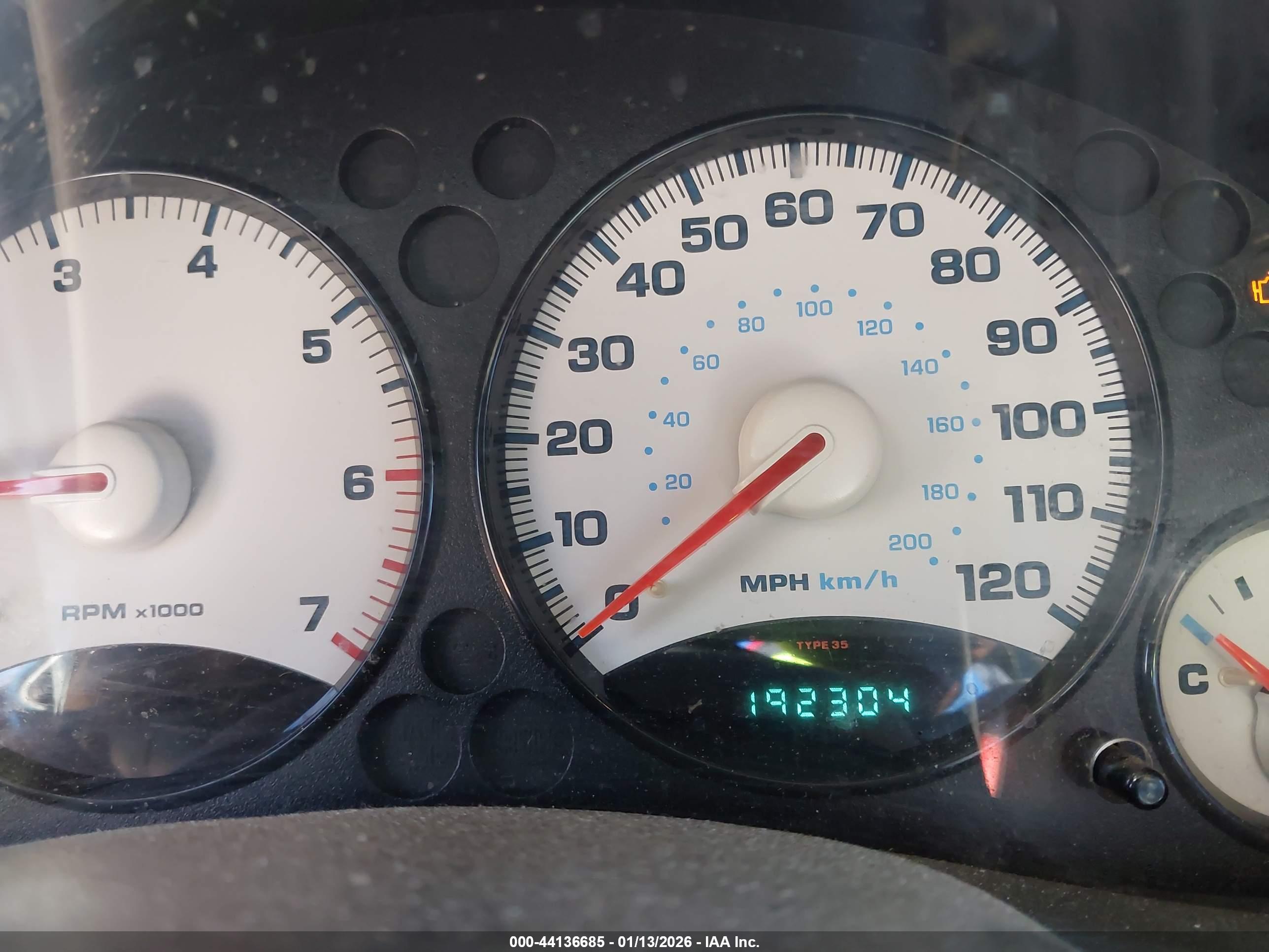JEEP LIBERTY image 7
