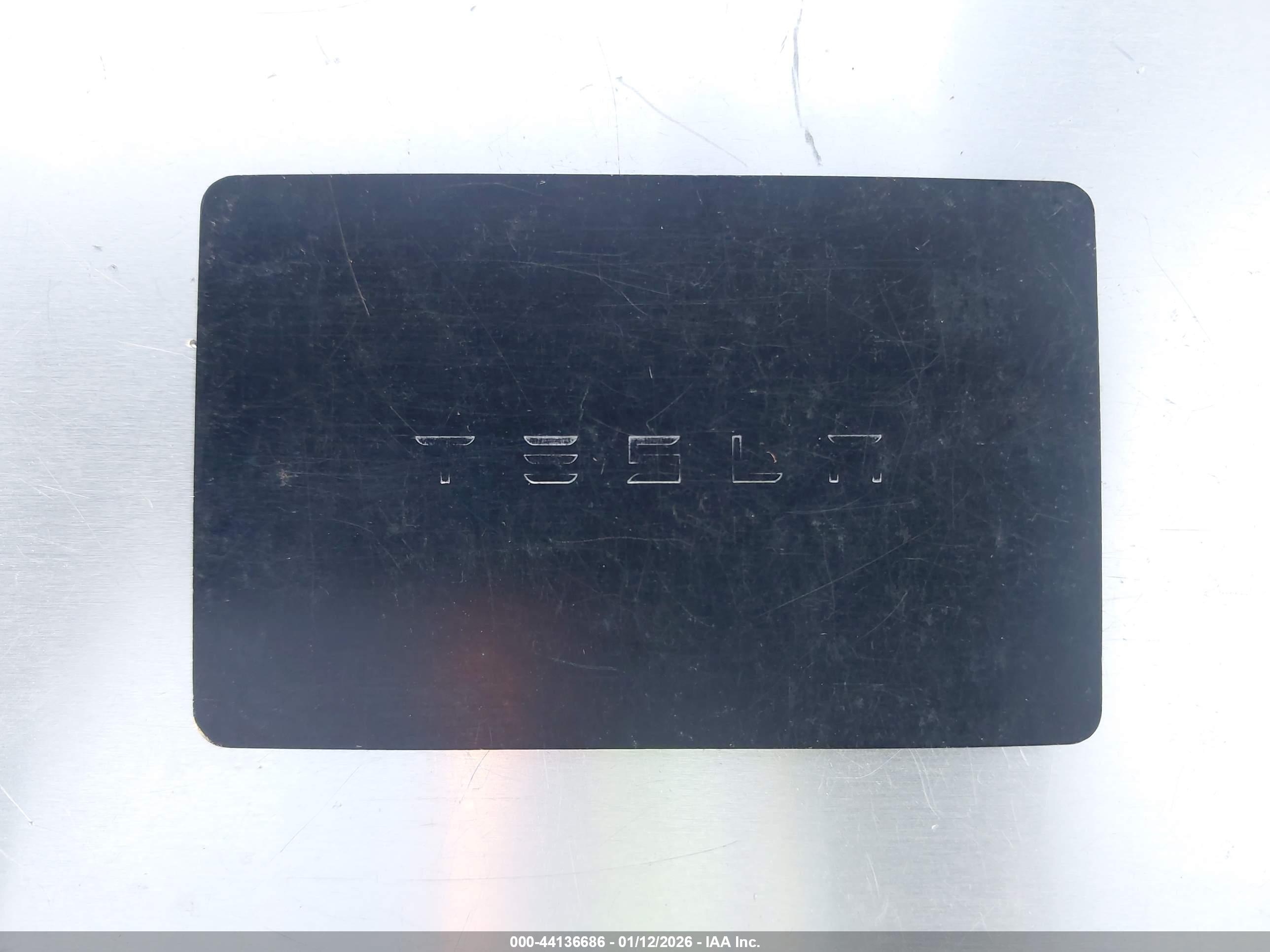 TESLA MODEL image 11