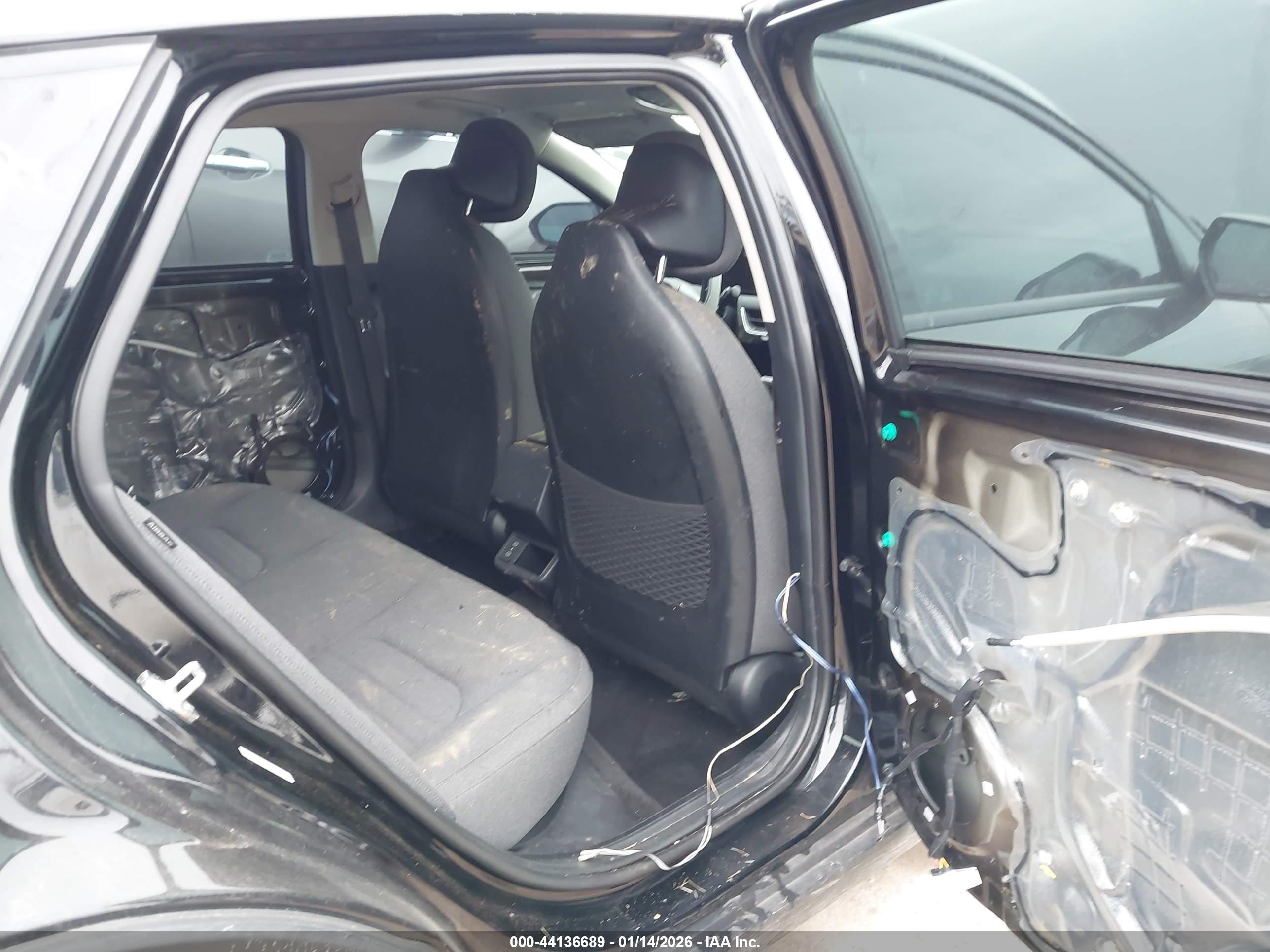 KIA K4 image 8