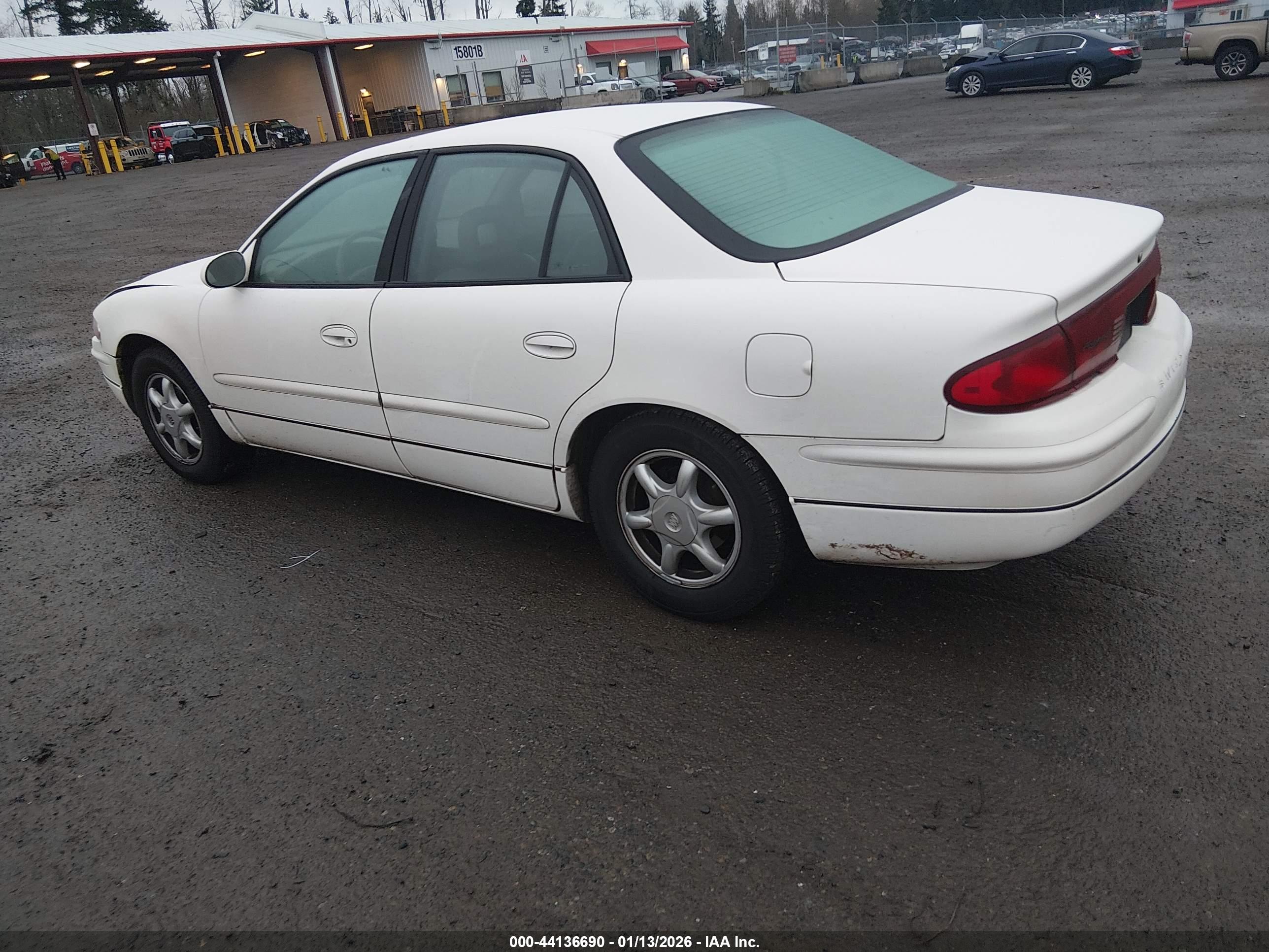 BUICK REGAL image 3