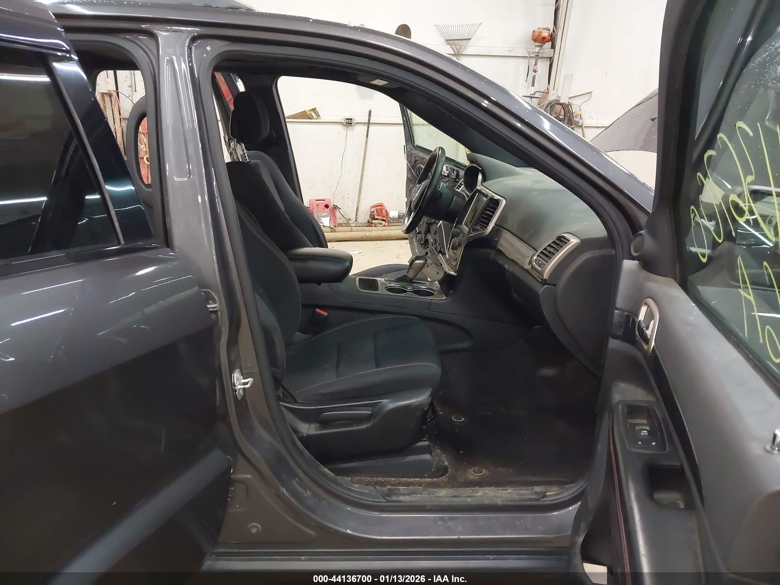 JEEP GRAND image 5