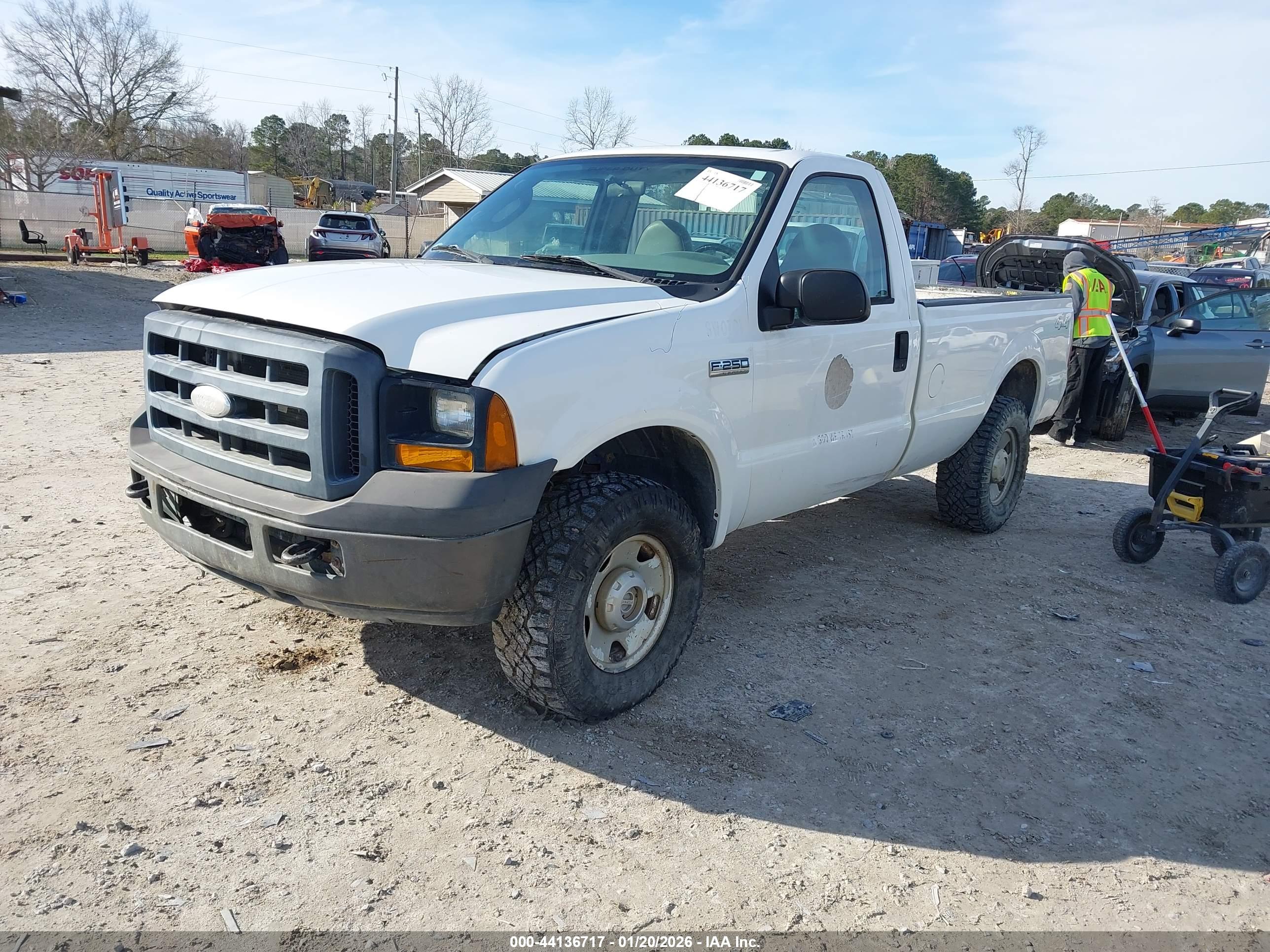 FORD F-250 image 2