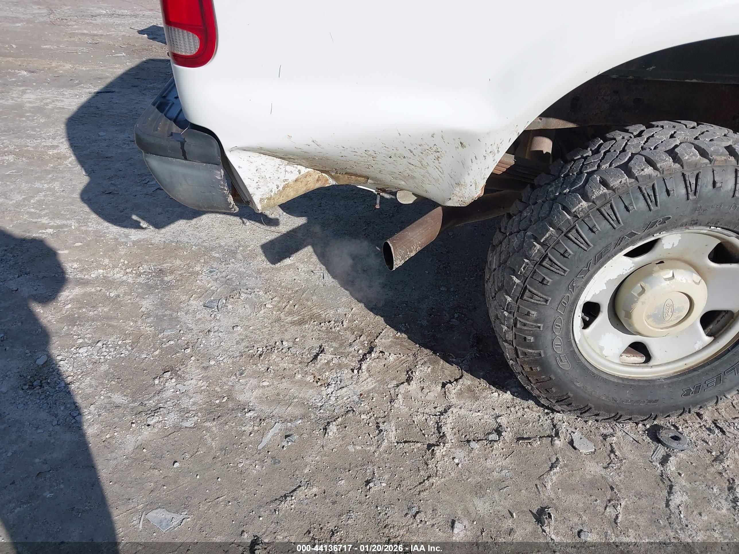 FORD F-250 image 6