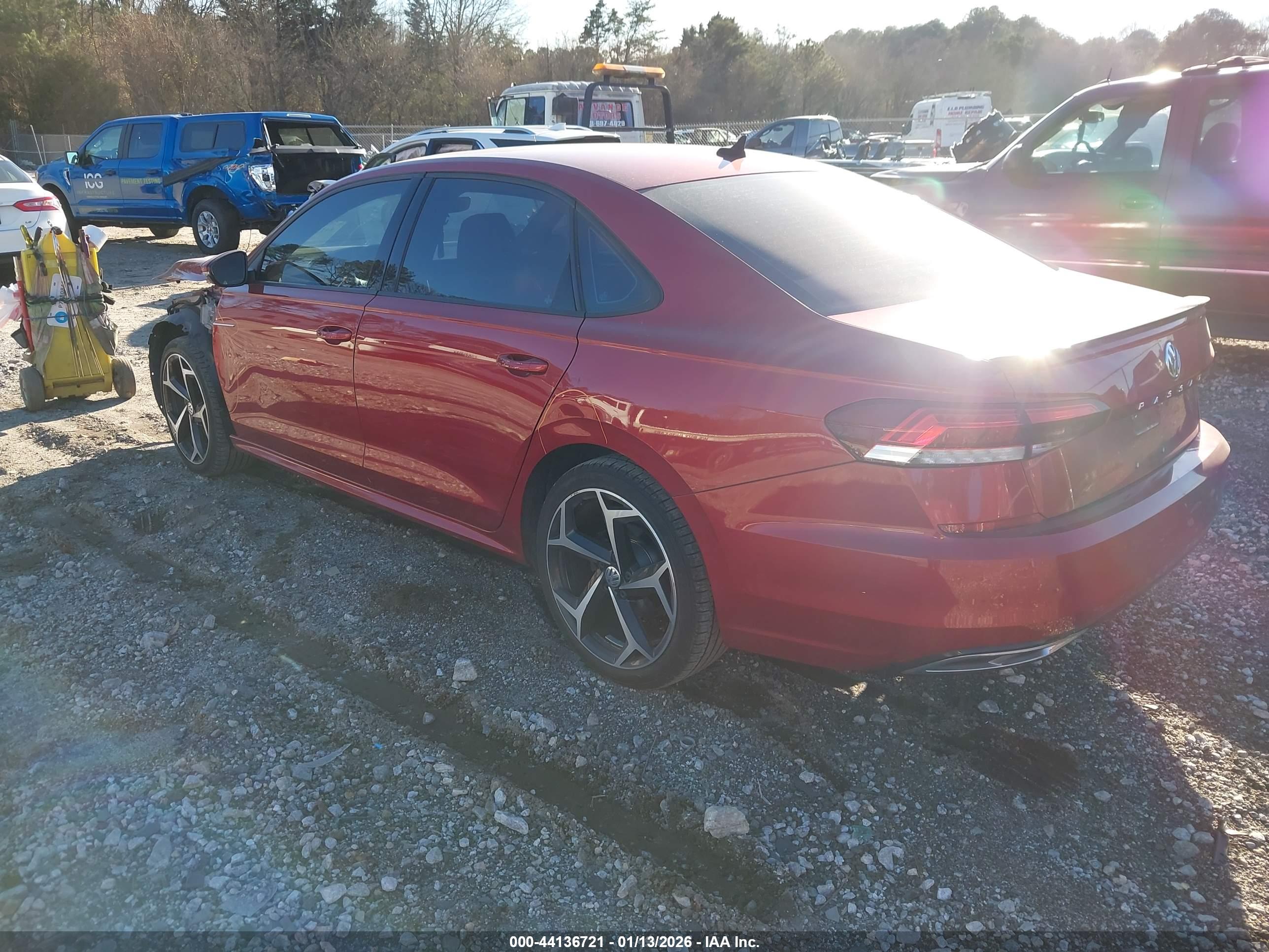 VOLKSWAGEN PASSAT image 3