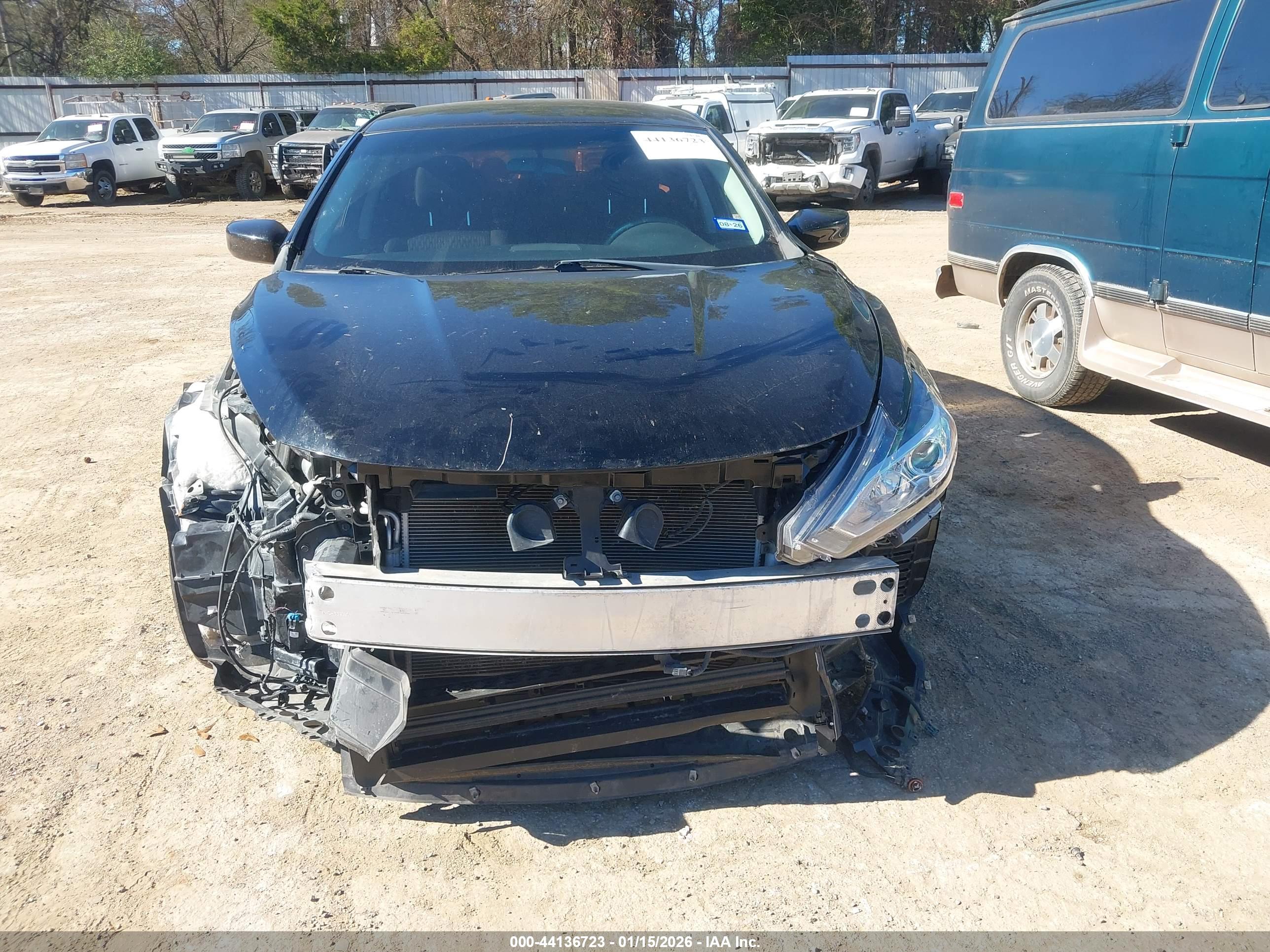 NISSAN ALTIMA image 6