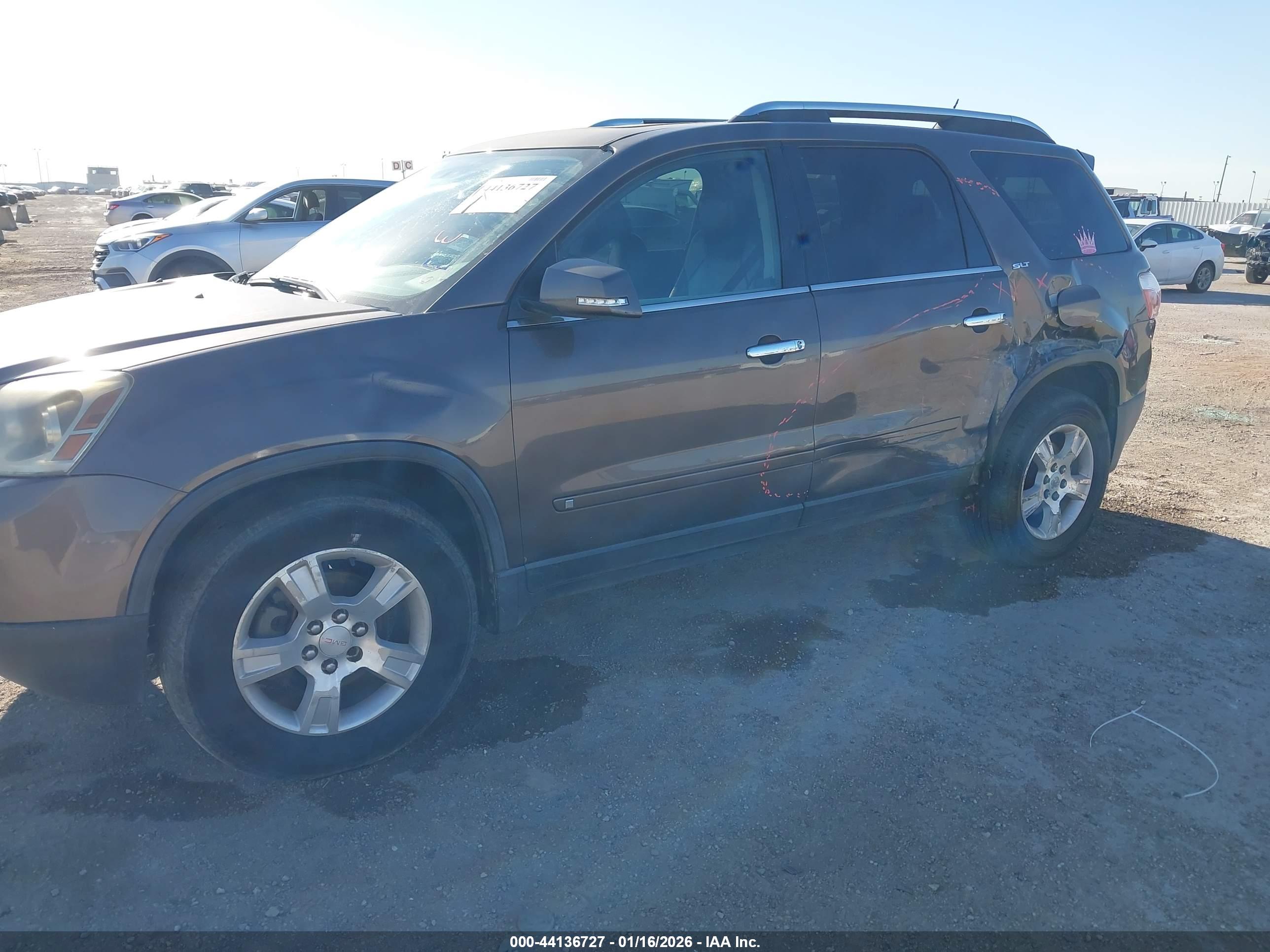 GMC ACADIA image 6