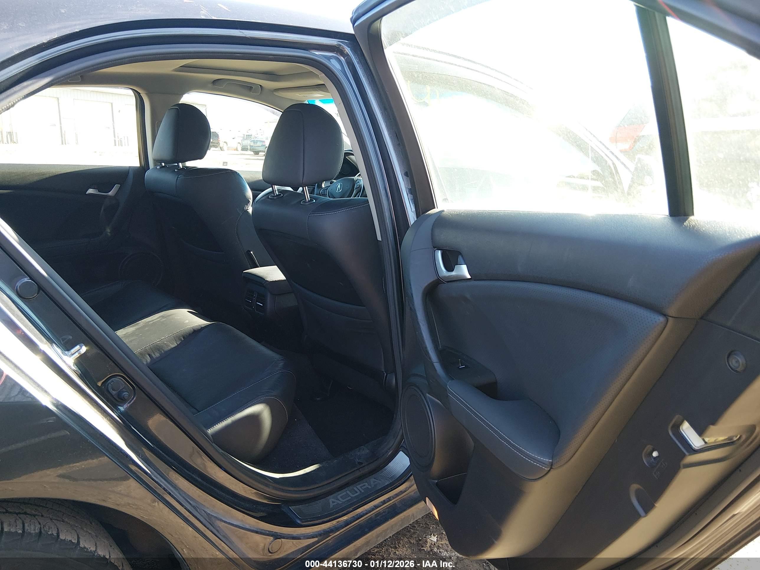 ACURA TSX image 8