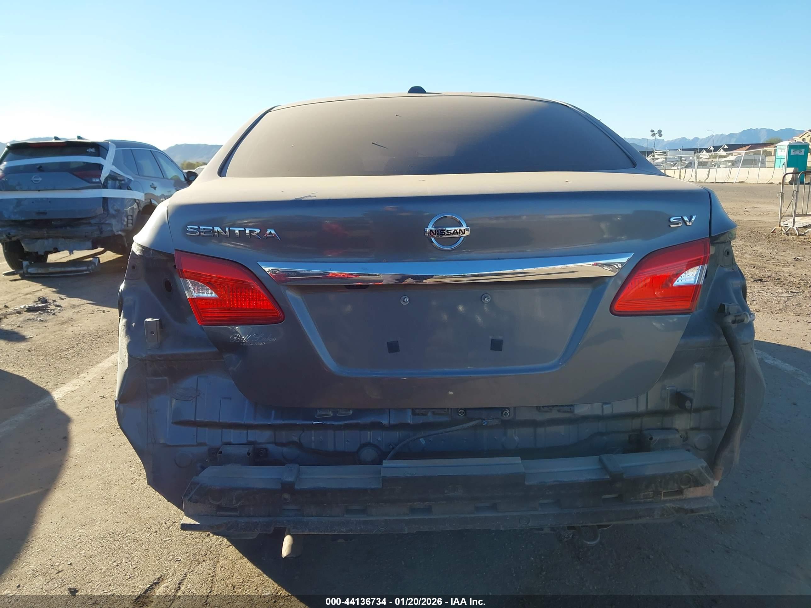 NISSAN SENTRA image 6