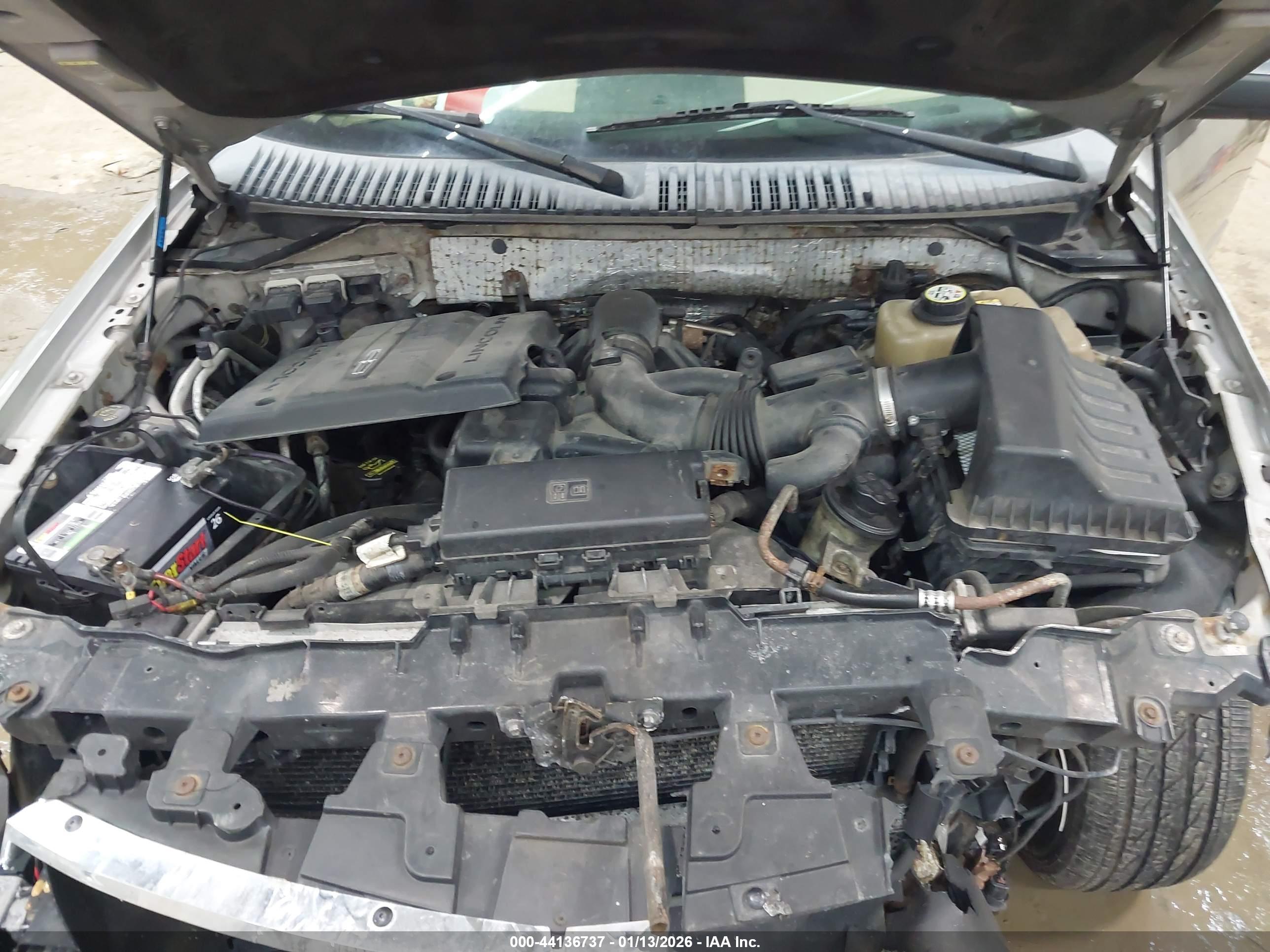LINCOLN NAVIGATOR image 10