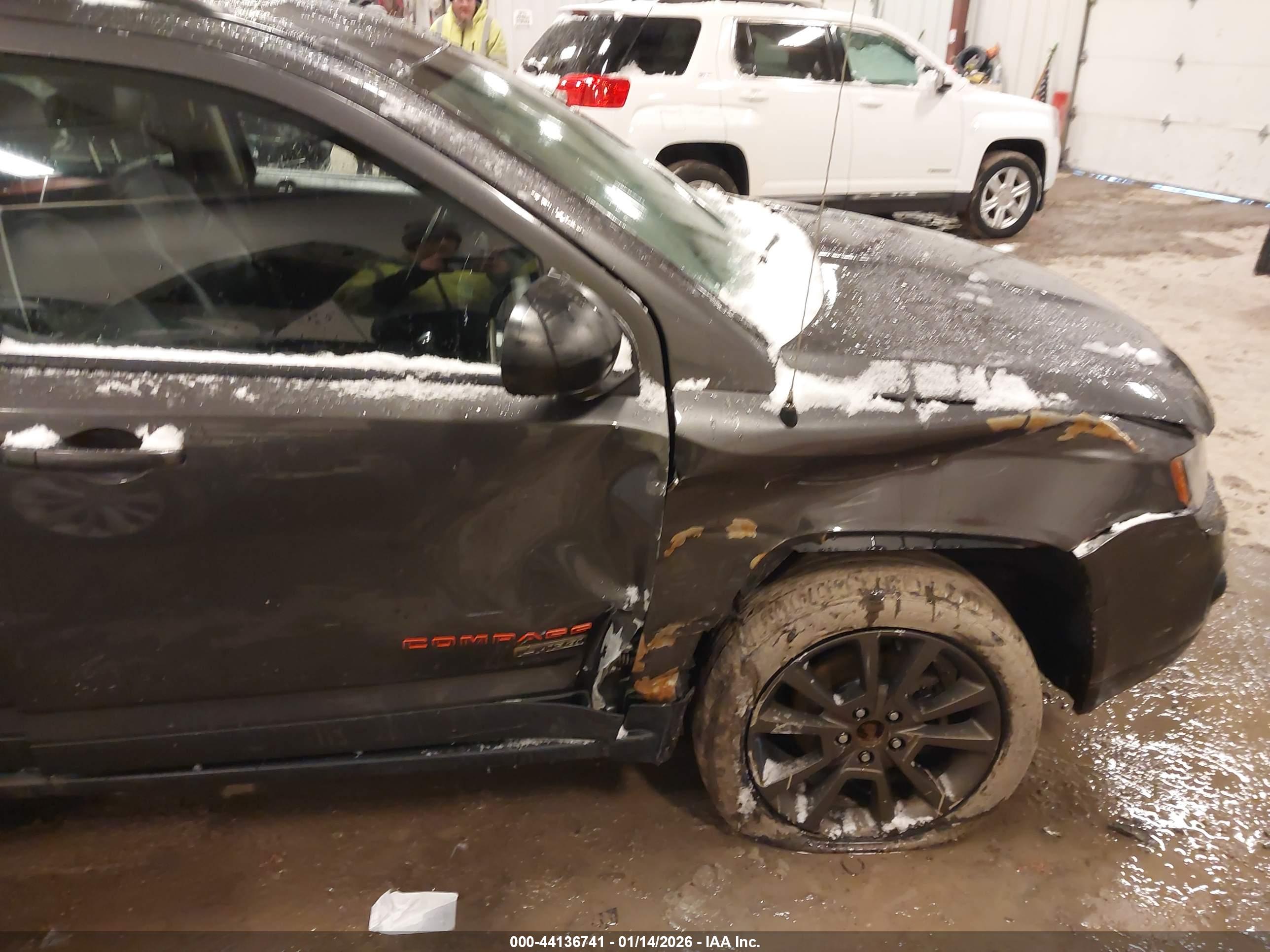 JEEP COMPASS image 6