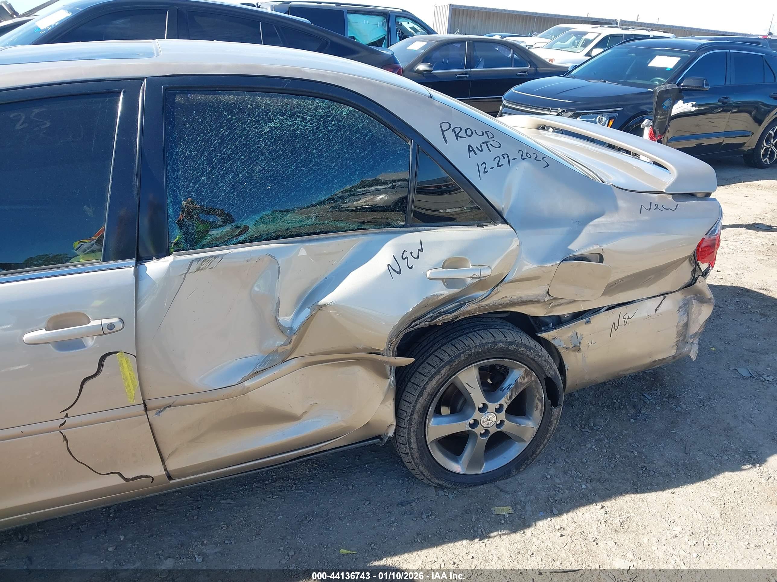 TOYOTA CAMRY image 6