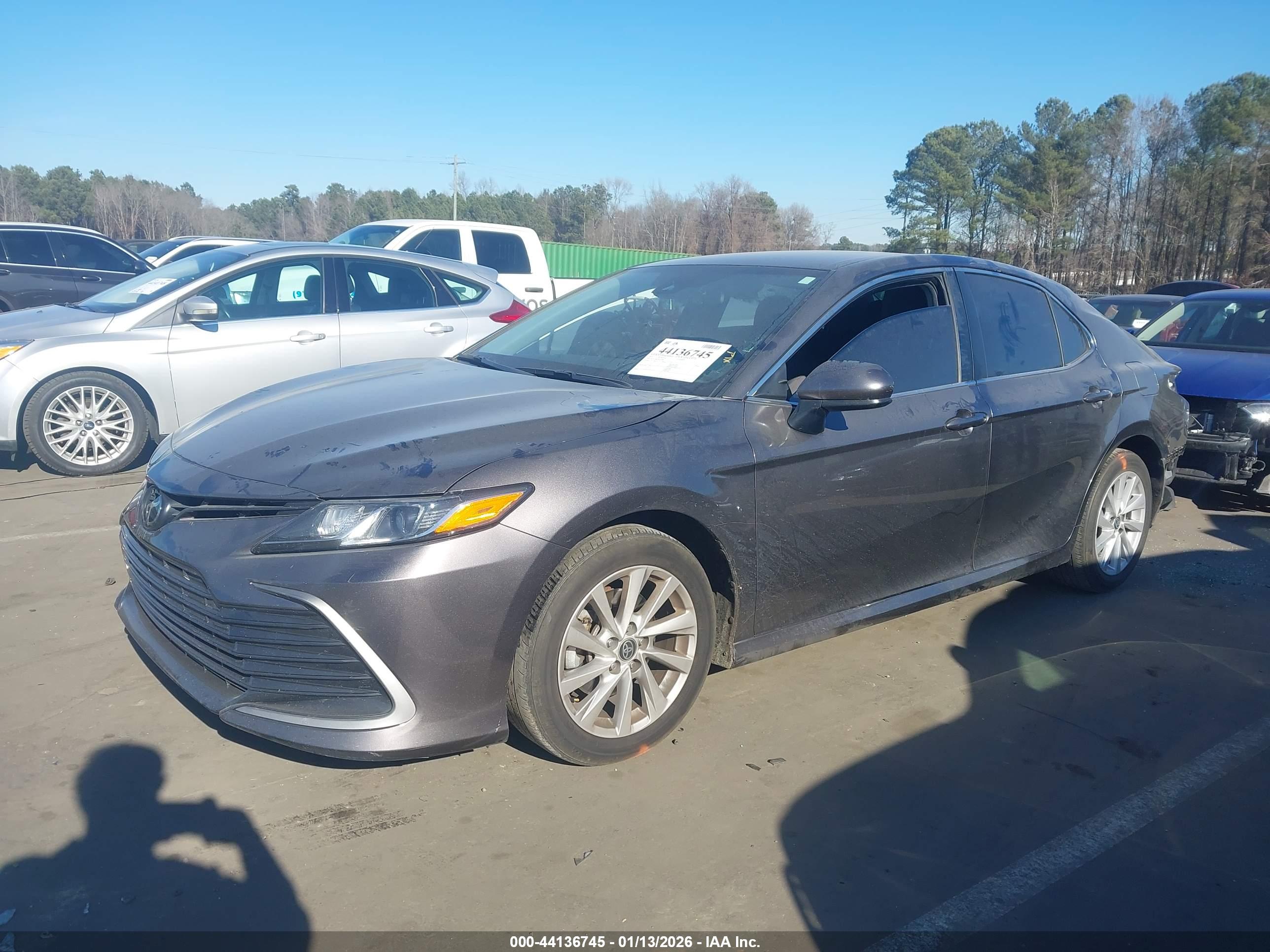 TOYOTA CAMRY image 2