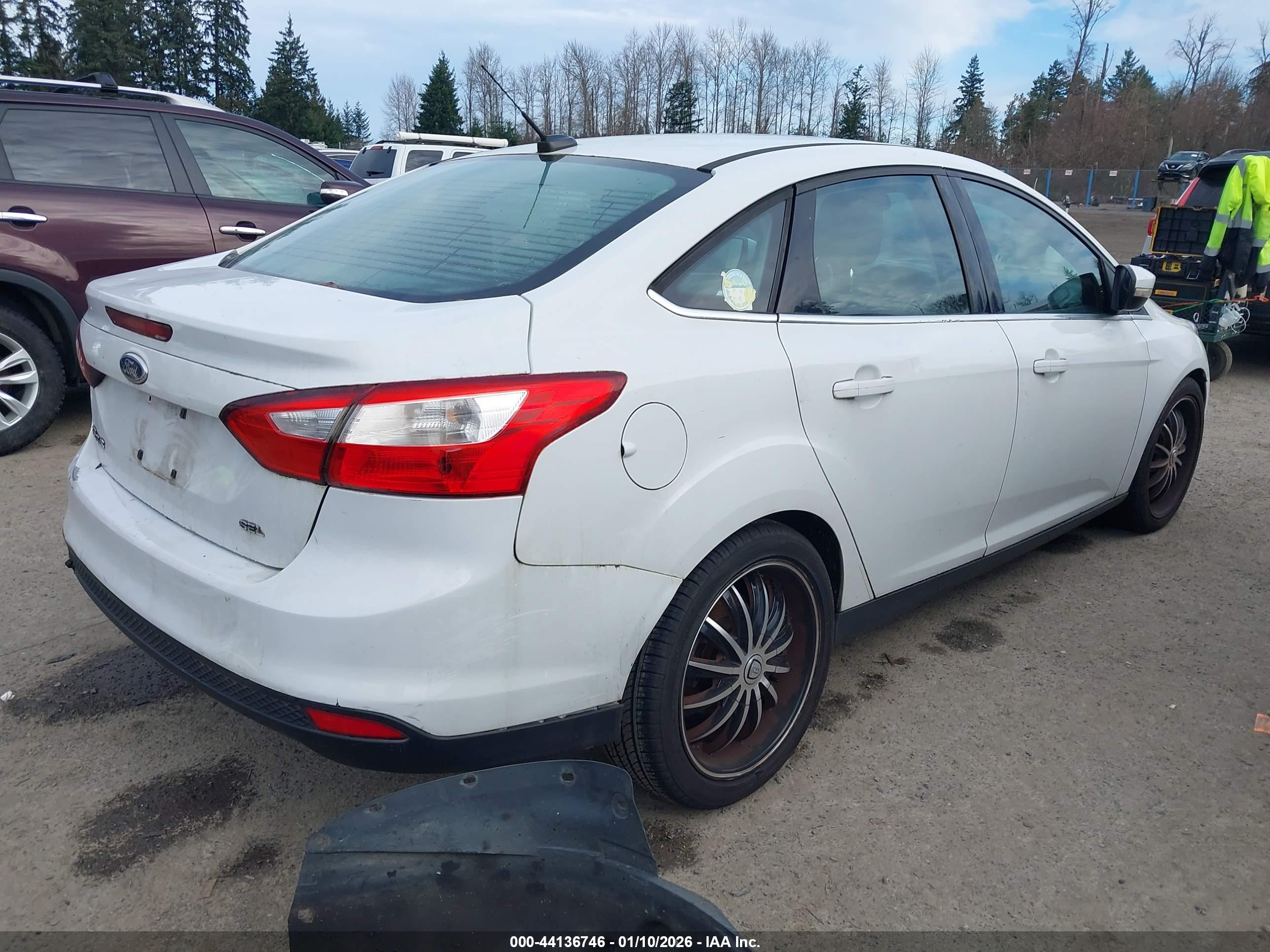 FORD FOCUS image 4